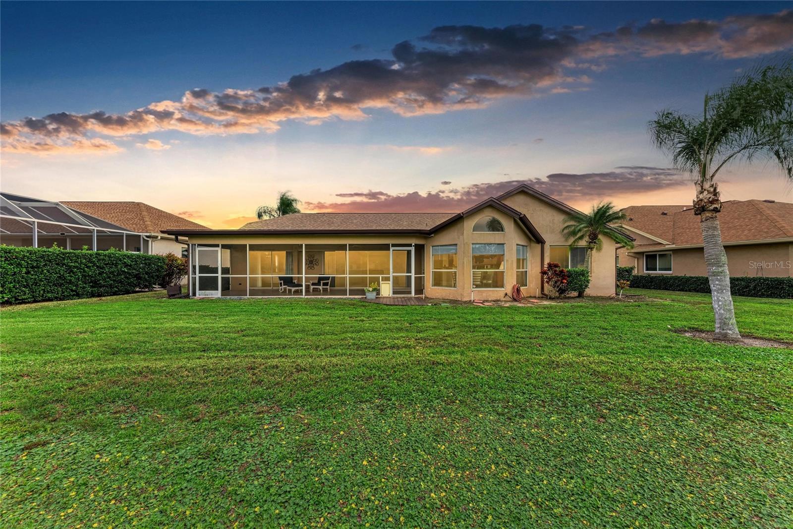 Image 42 of 64 For 4906 Peridia Boulevard E