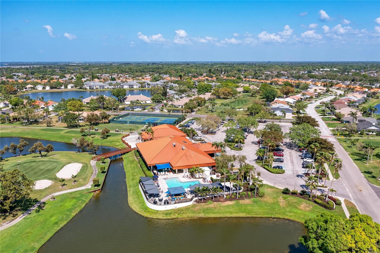 Image 48 of 64 For 4906 Peridia Boulevard E