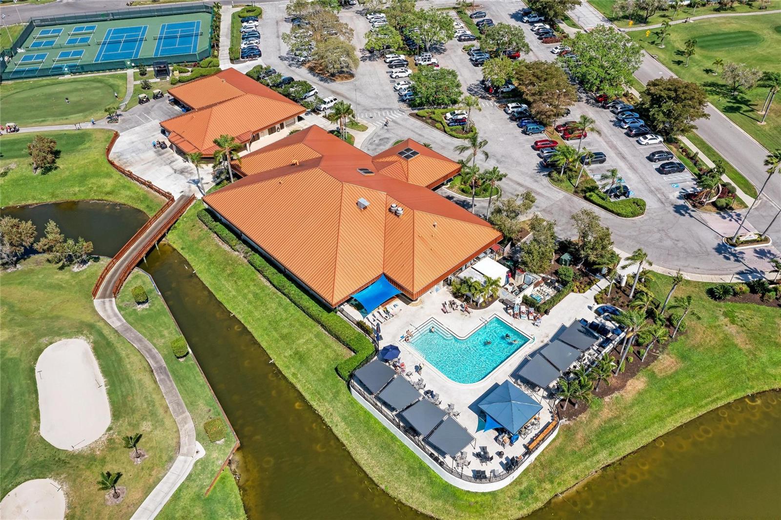 Image 51 of 64 For 4906 Peridia Boulevard E