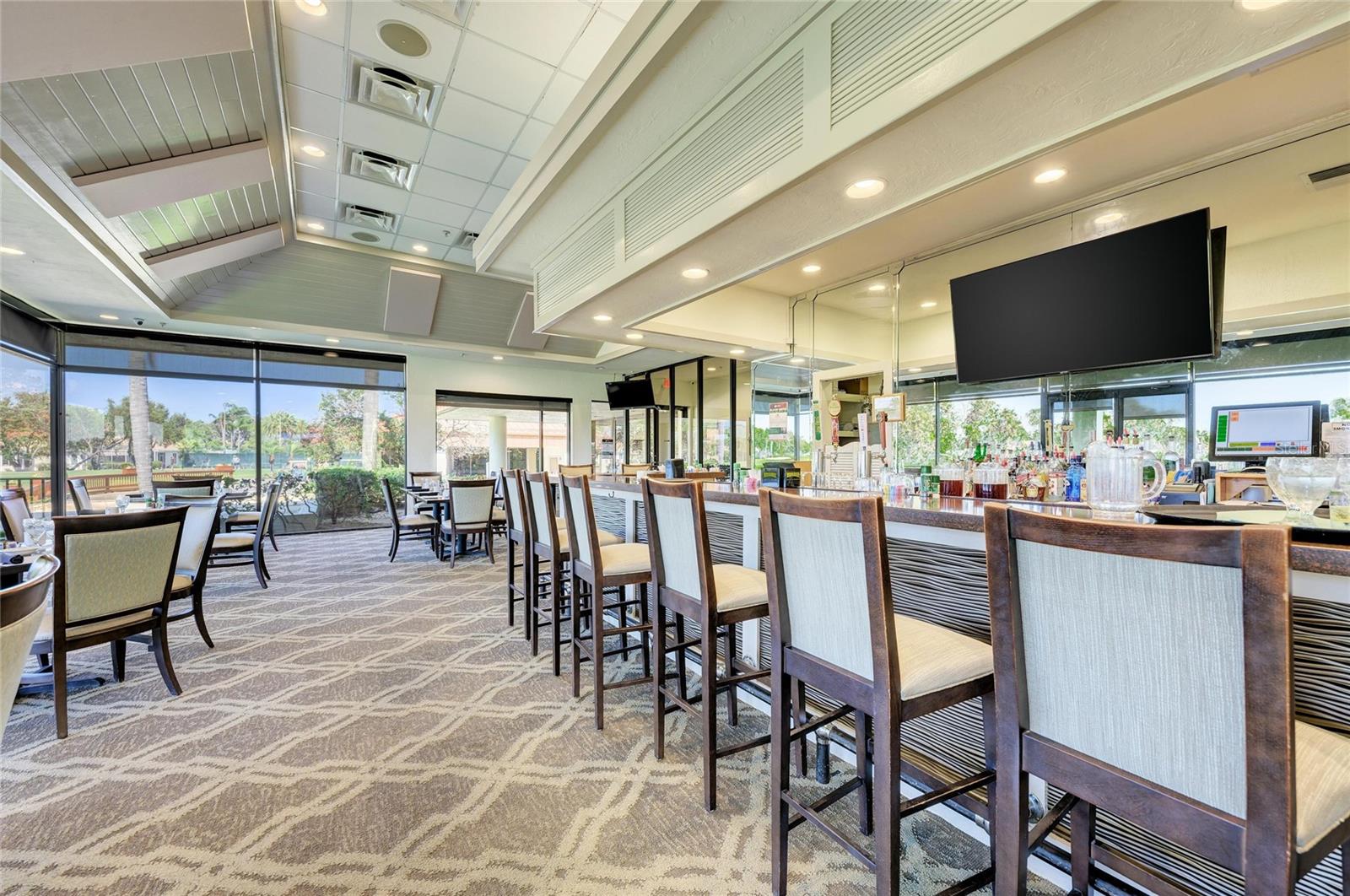 Image 57 of 64 For 4906 Peridia Boulevard E