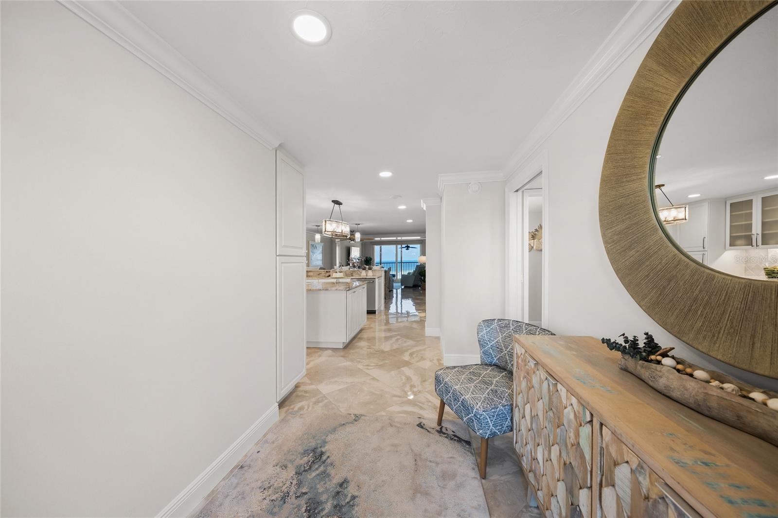 Image 16 of 72 For 5880 Midnight Pass Road 910