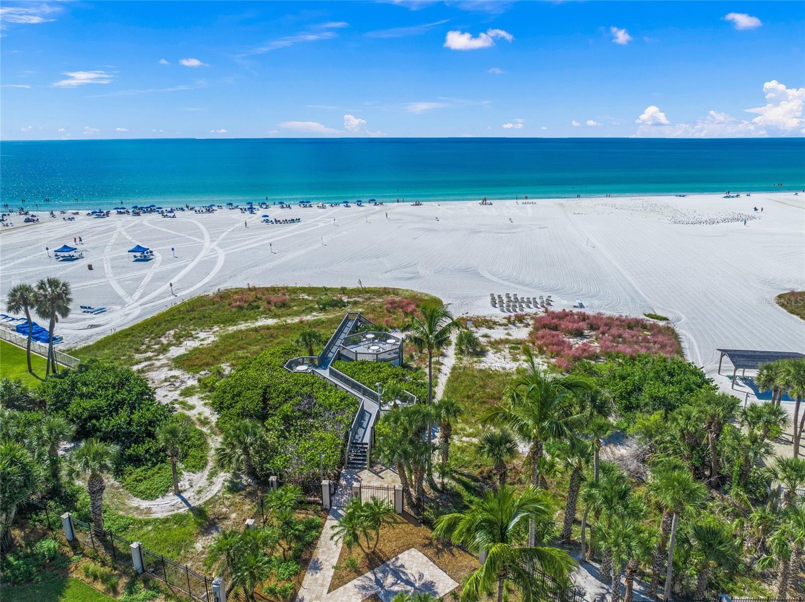 Image 62 of 72 For 5880 Midnight Pass Road 910