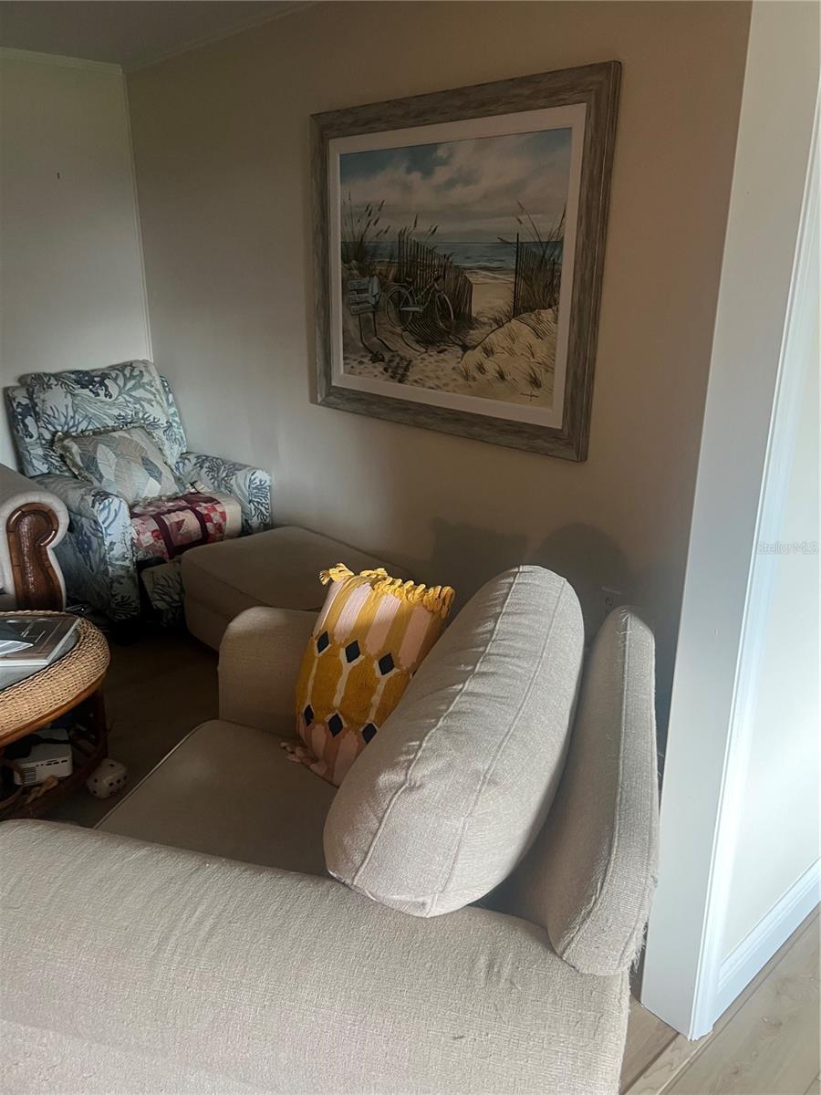 Image 3 of 6 For 304 Mount Pleasant Road