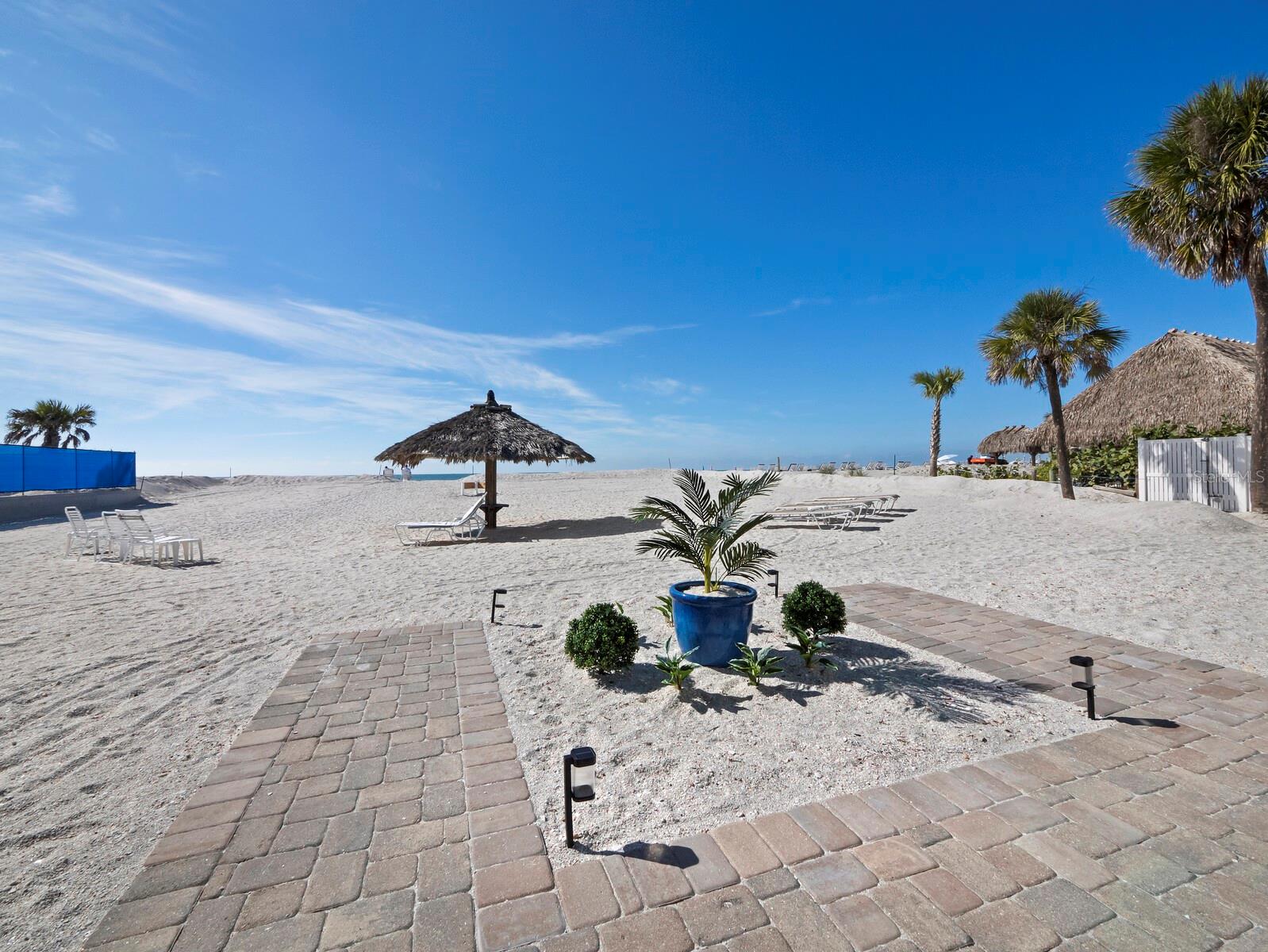 Image 23 of 39 For 1336 Benjamin Franklin Drive 2a