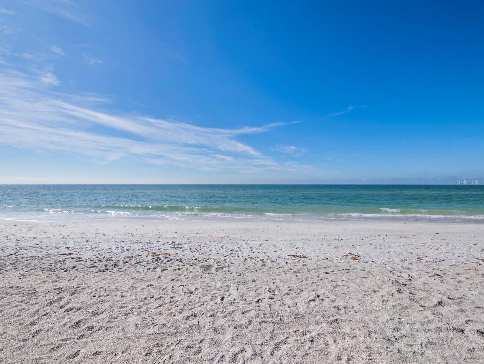 Image 25 of 39 For 1336 Benjamin Franklin Drive 2a