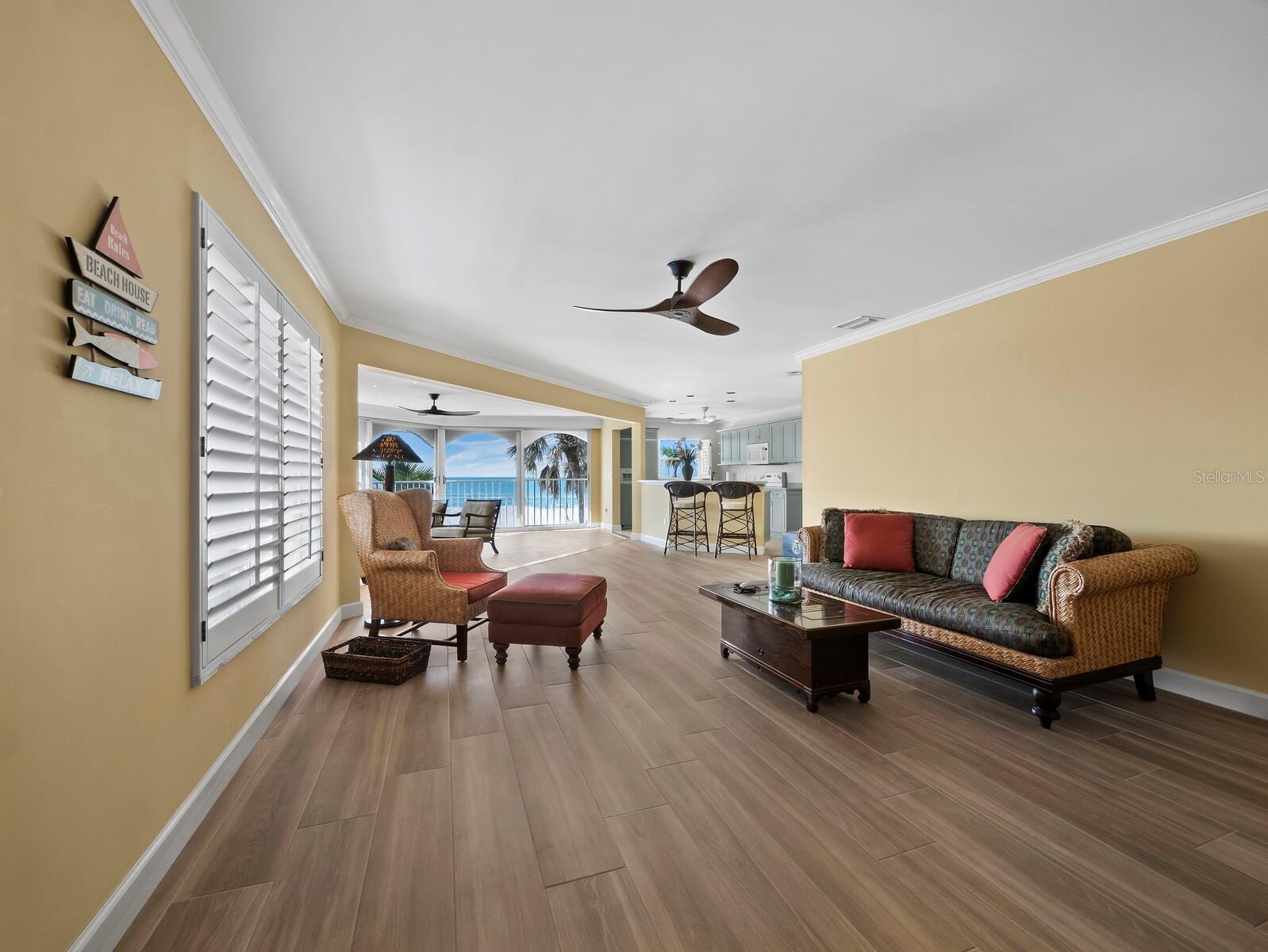 Image 6 of 39 For 1336 Benjamin Franklin Drive 2a