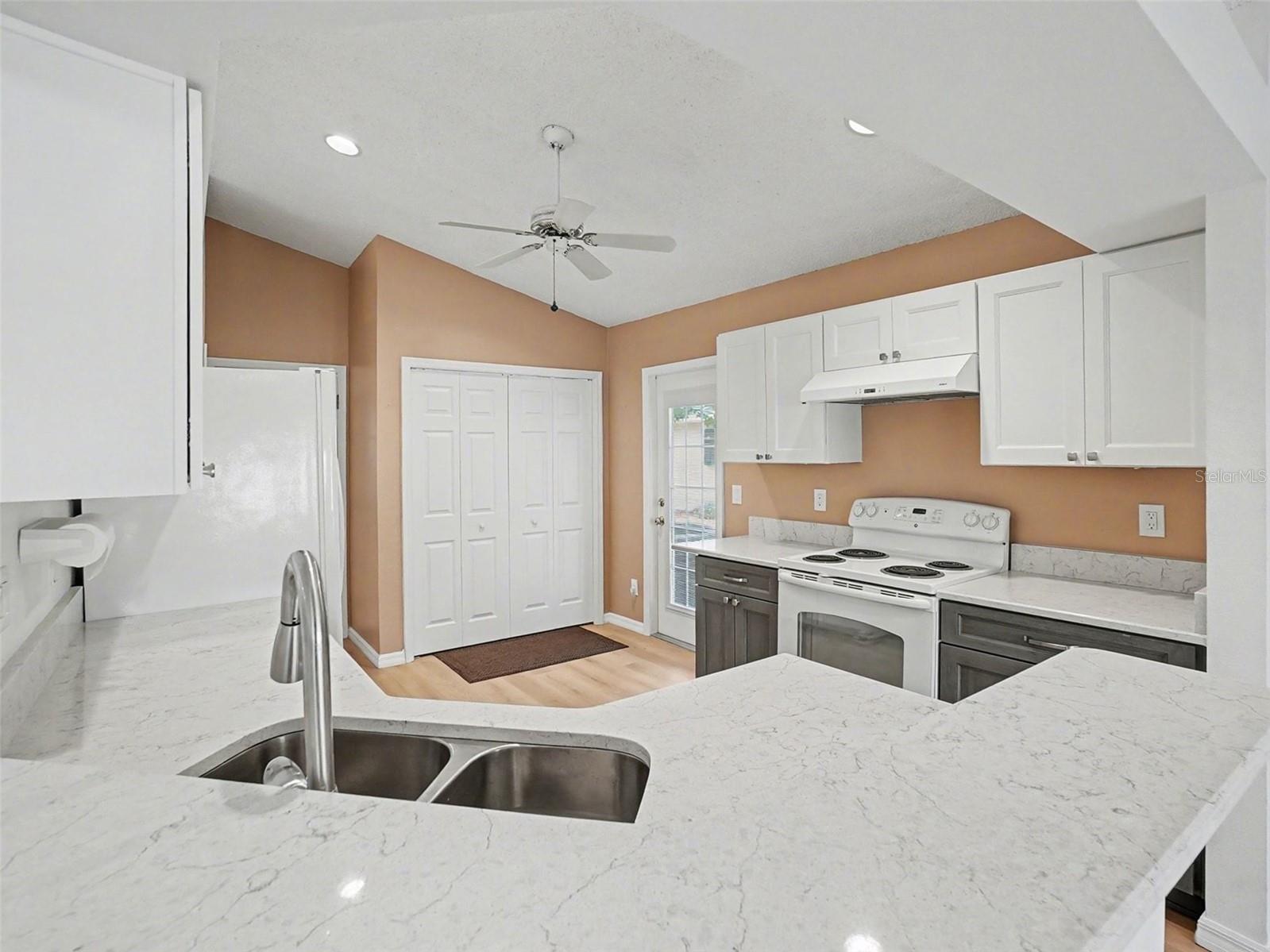 Image 11 of 36 For 1013 Piedmont Oaks Drive