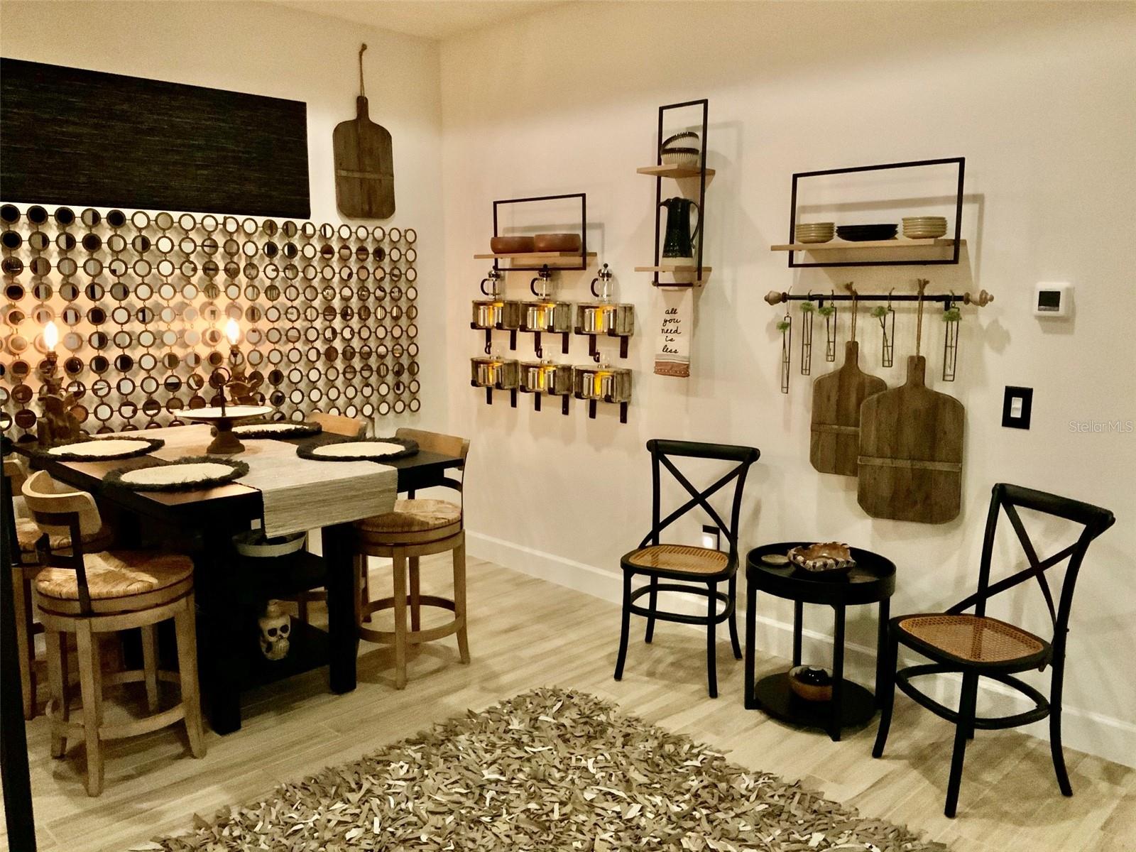 Image 19 of 54 For 10114 Highland Park Place