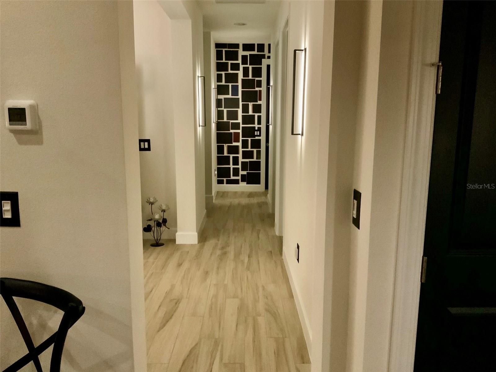 Image 25 of 54 For 10114 Highland Park Place