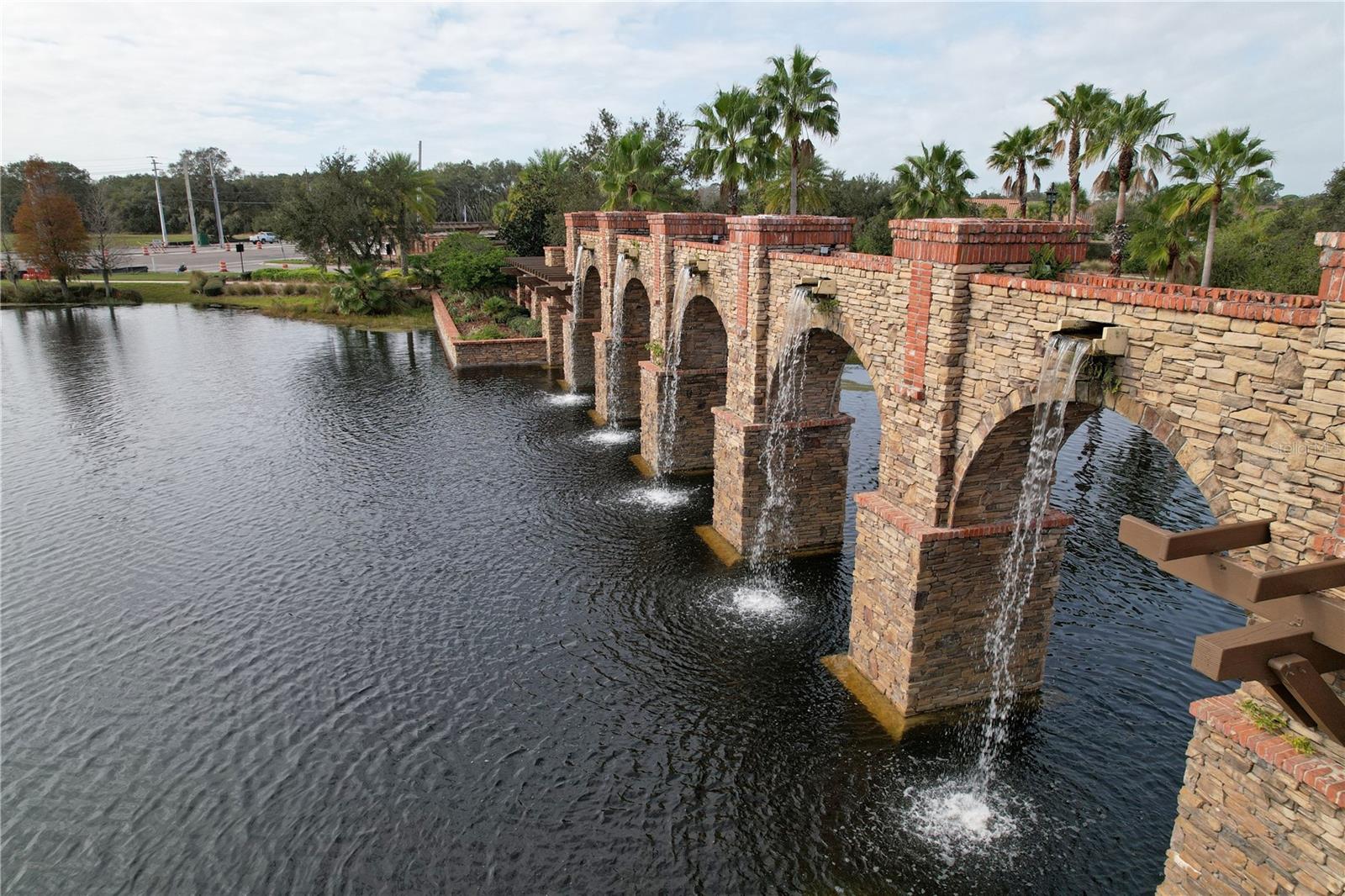 Image 38 of 54 For 10114 Highland Park Place