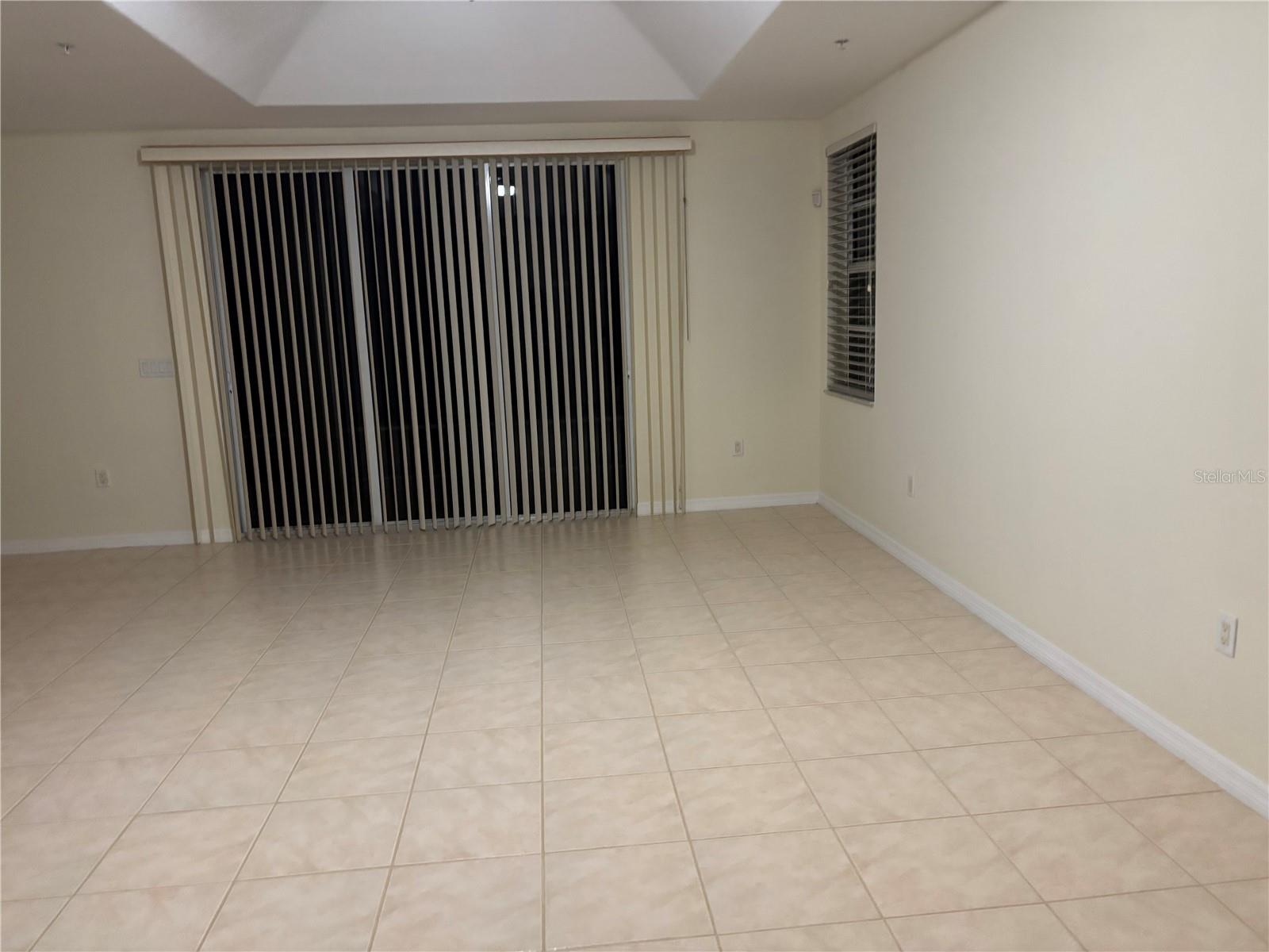 Image 12 of 32 For 3971 Square East Lane 8