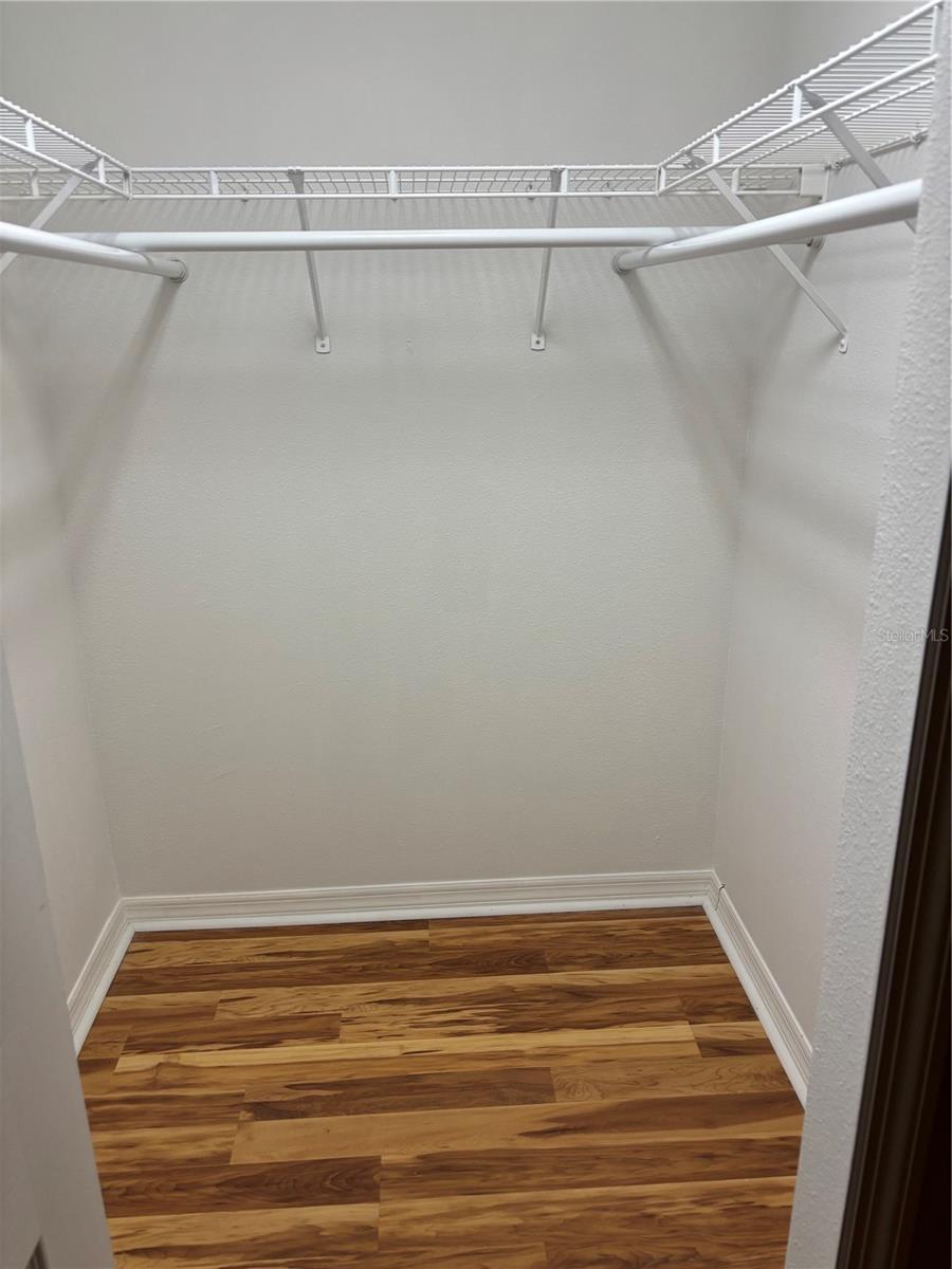 Image 17 of 32 For 3971 Square East Lane 8