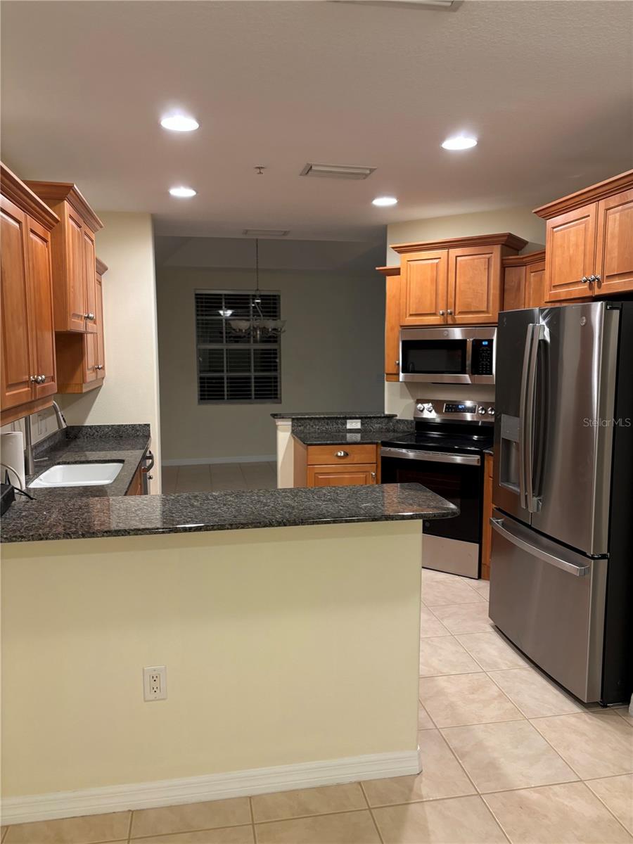 Image 6 of 32 For 3971 Square East Lane 8