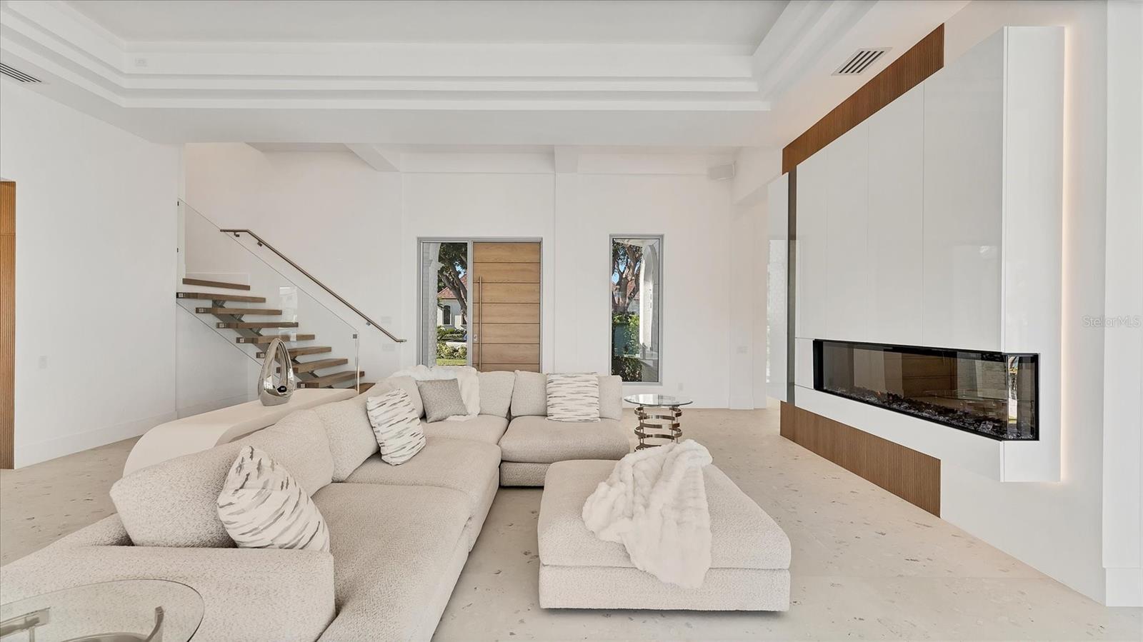 Image 11 of 97 For 259 Robin Drive