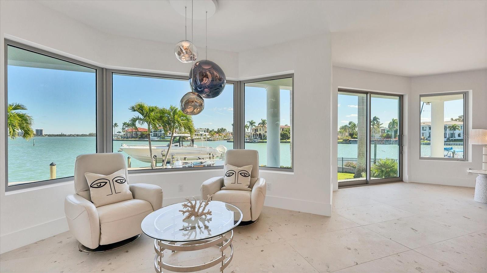 Image 17 of 97 For 259 Robin Drive