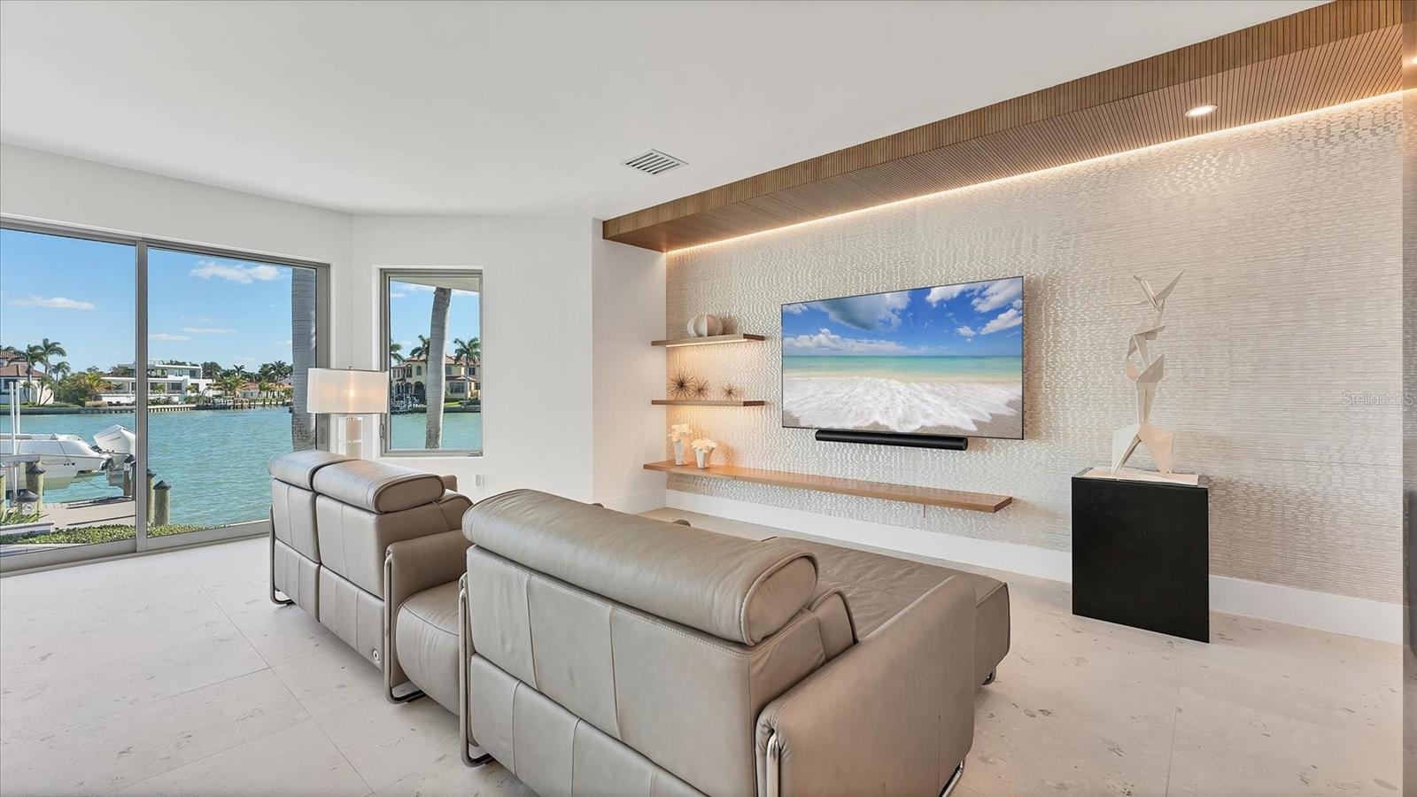 Image 19 of 97 For 259 Robin Drive