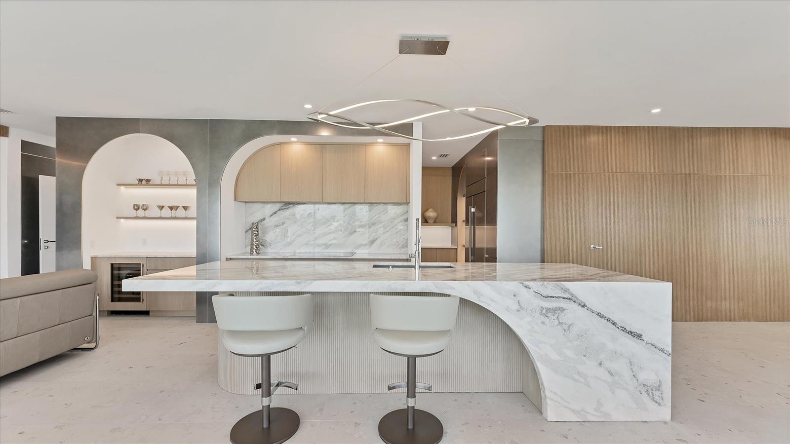 Image 21 of 97 For 259 Robin Drive