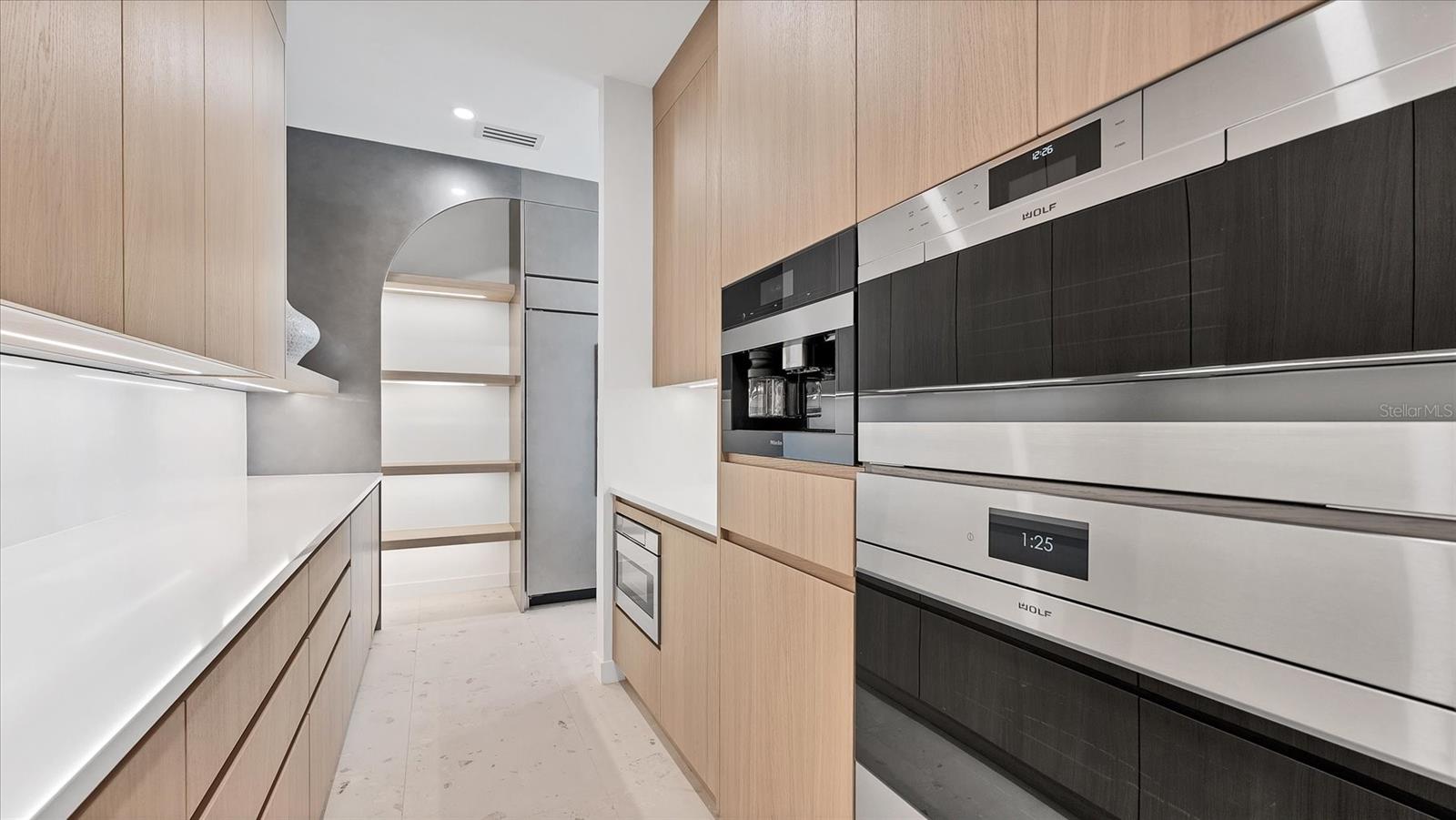 Image 29 of 97 For 259 Robin Drive