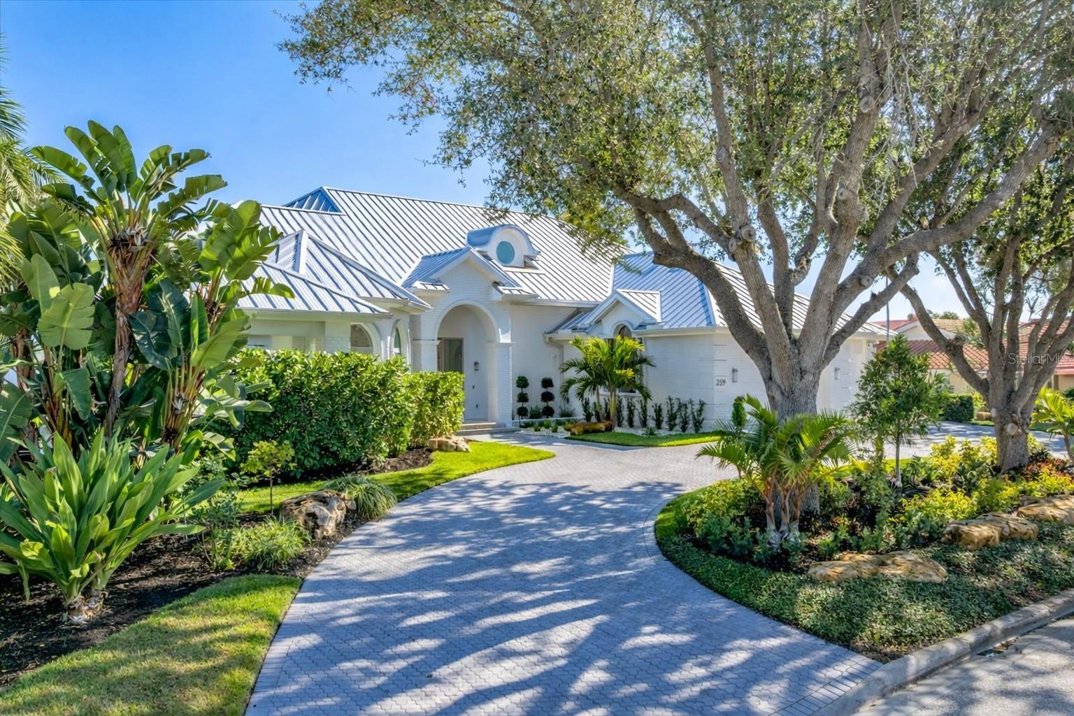 Image 3 of 97 For 259 Robin Drive