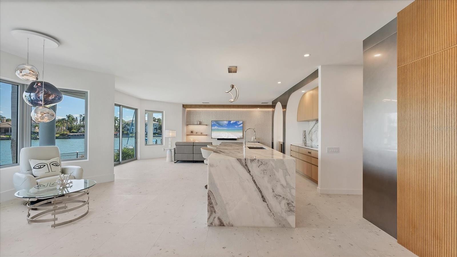 Image 32 of 97 For 259 Robin Drive