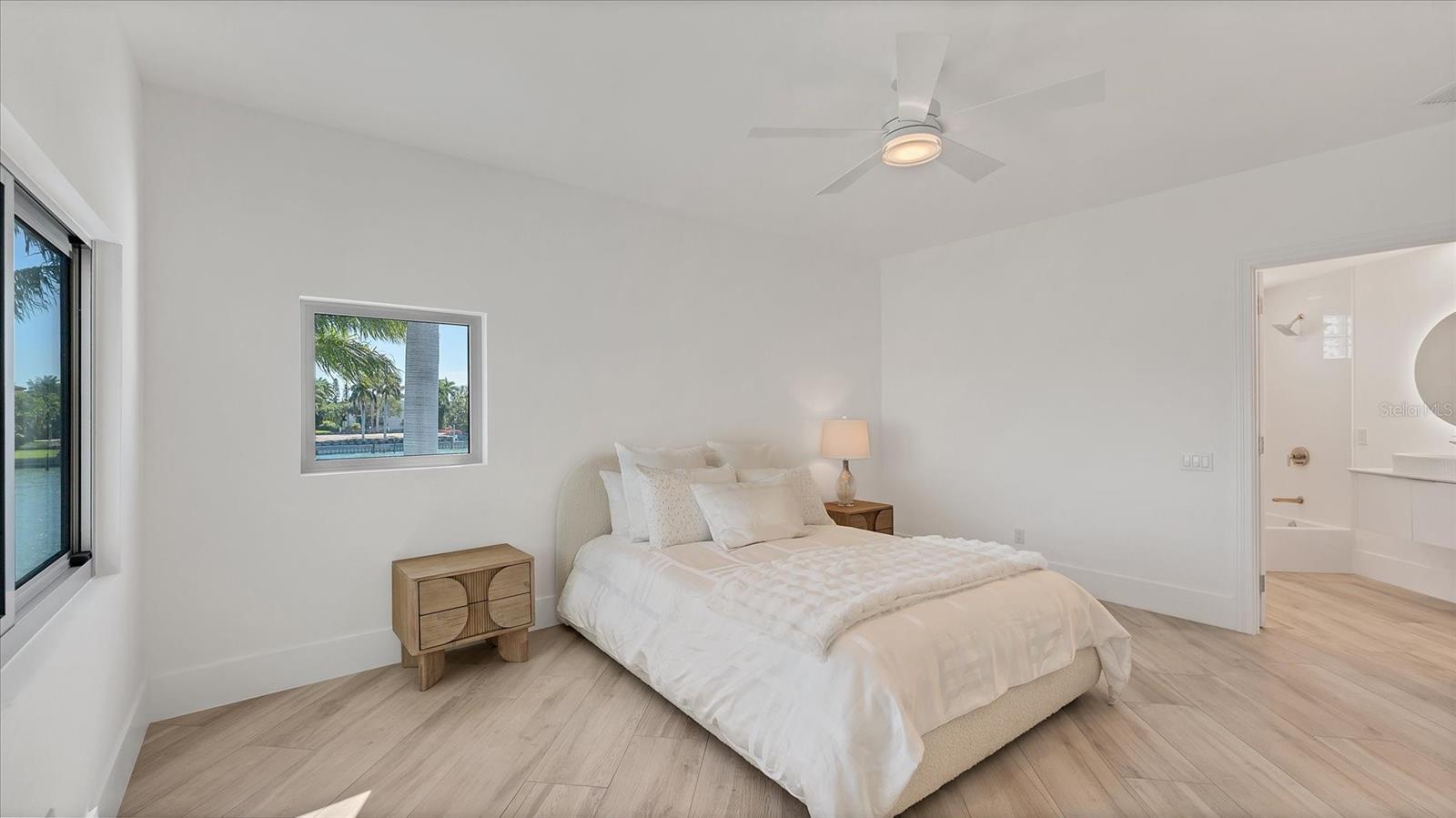 Image 47 of 97 For 259 Robin Drive