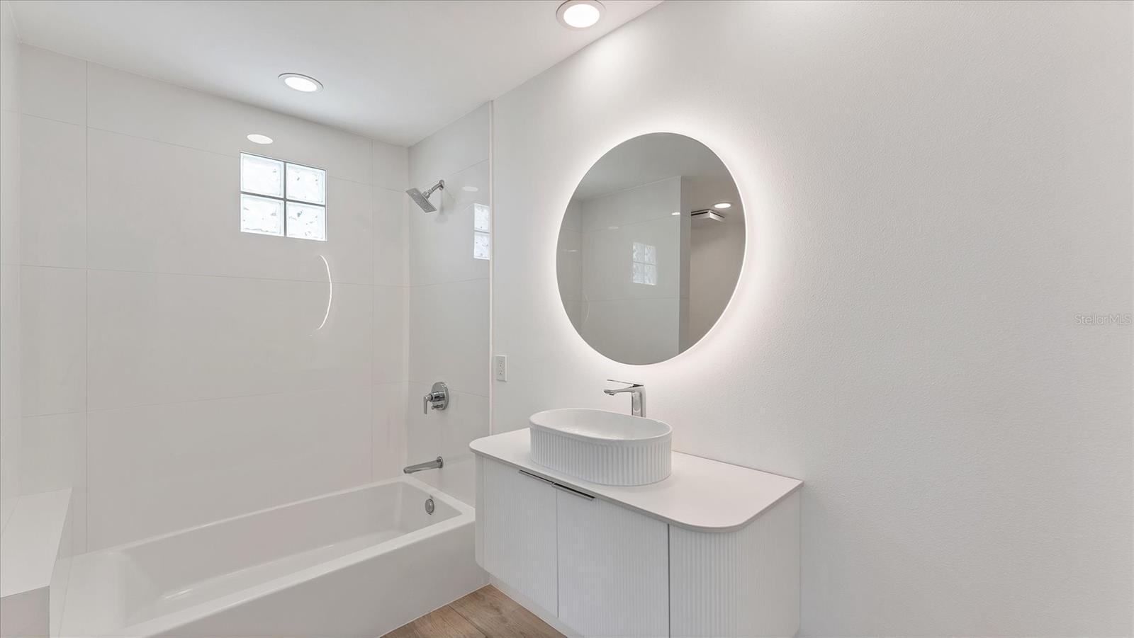 Image 49 of 97 For 259 Robin Drive