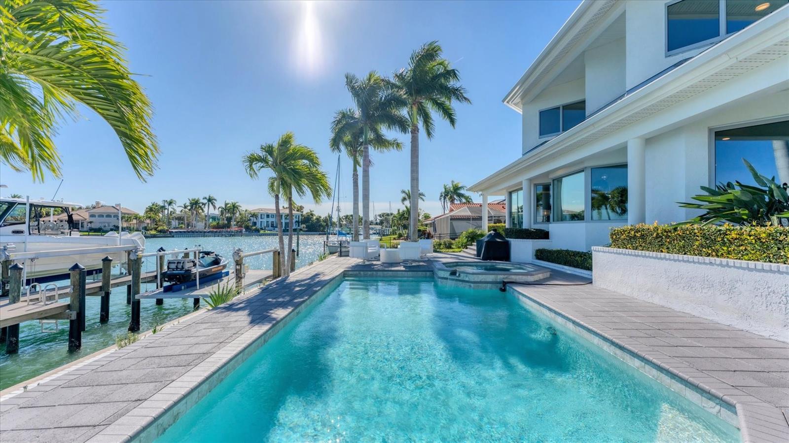 Image 56 of 97 For 259 Robin Drive