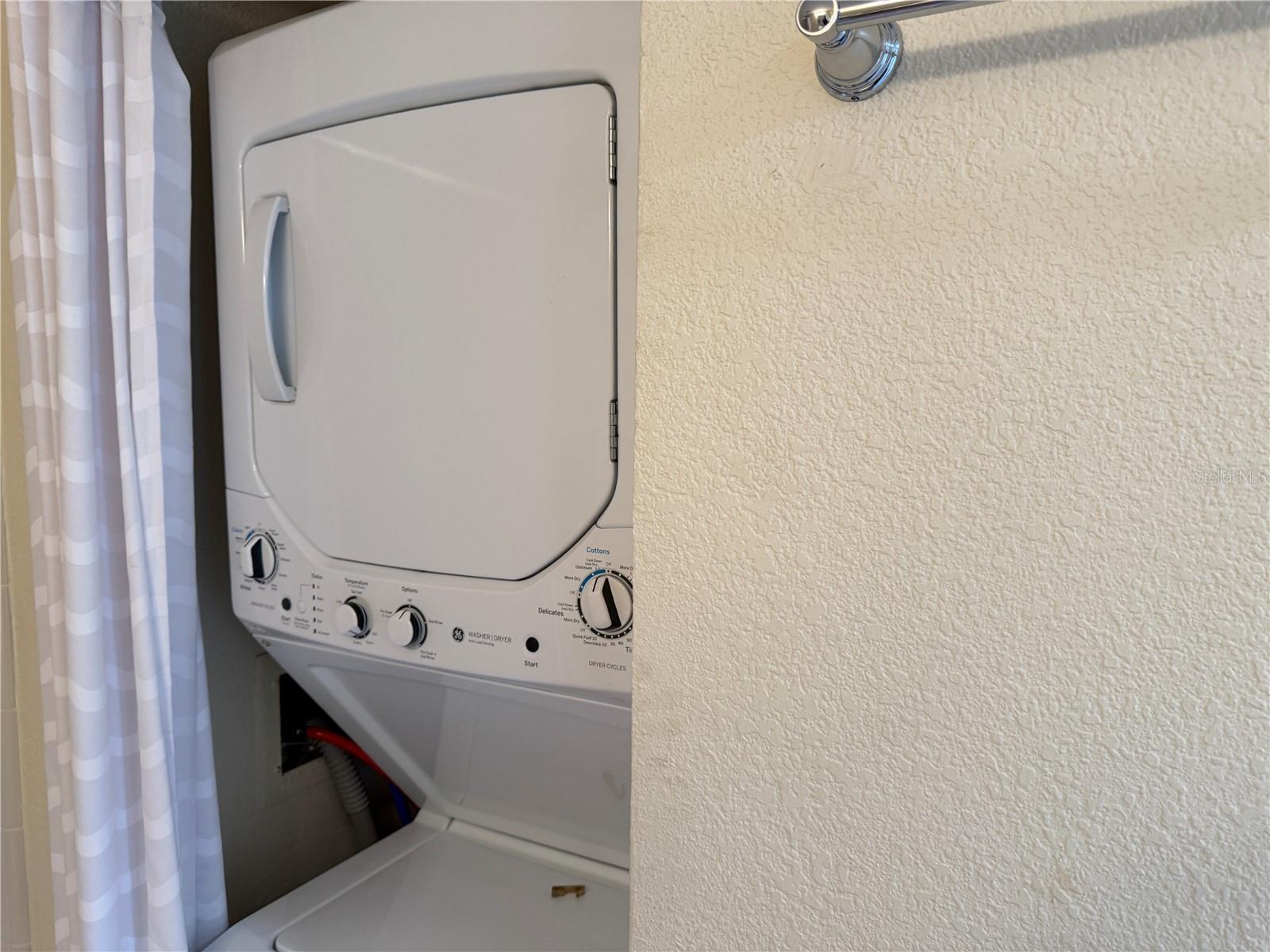 Image 20 of 53 For 5697 Ashton Lake Drive 6