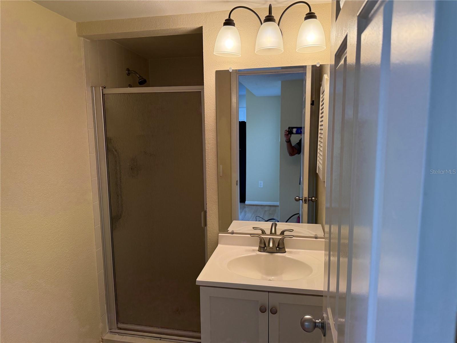 Image 22 of 53 For 5697 Ashton Lake Drive 6