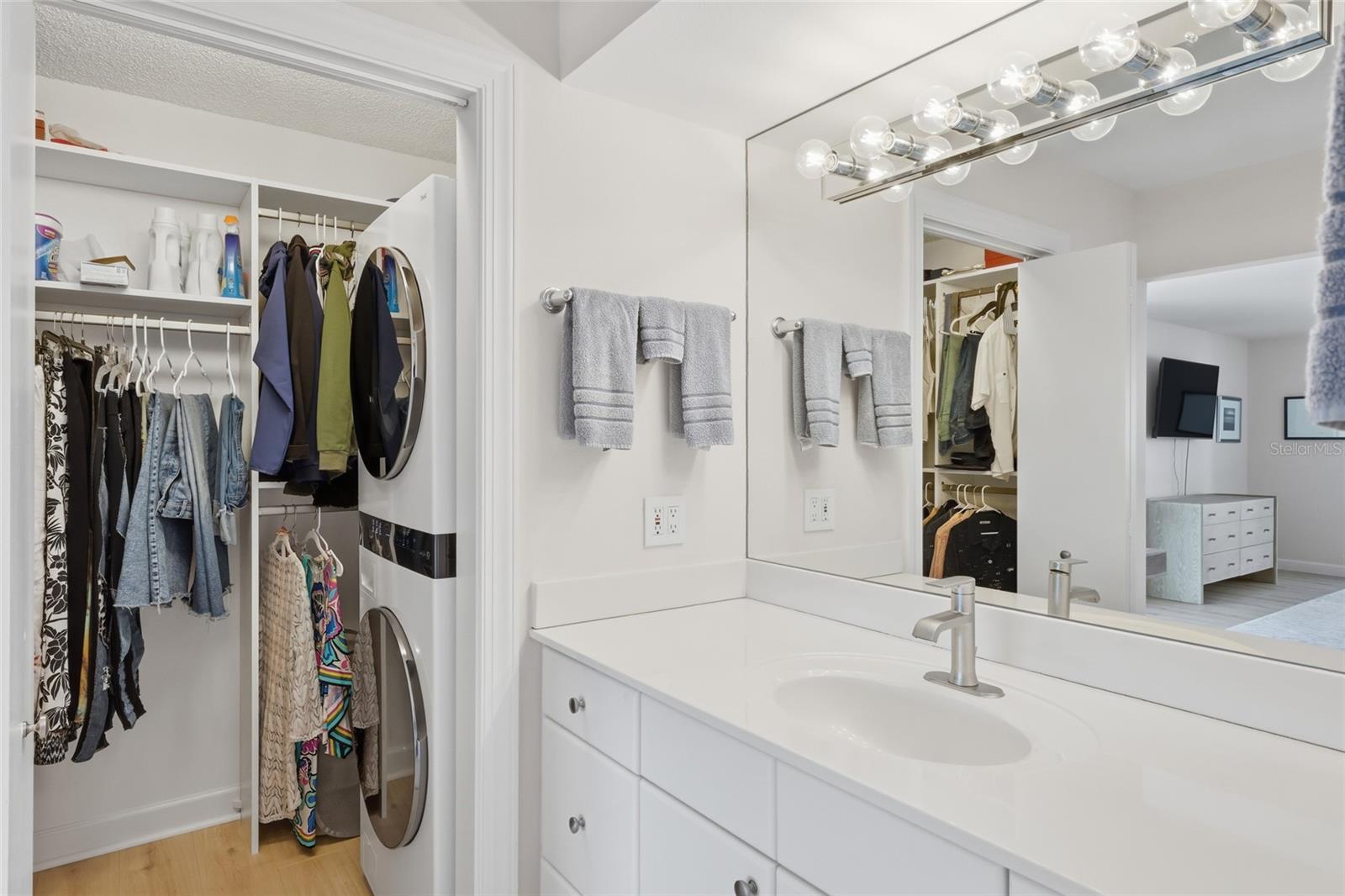 Image 29 of 58 For 2295 Gulf Of Mexico Drive 64s