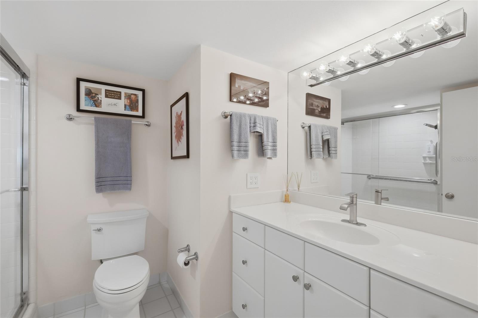 Image 34 of 58 For 2295 Gulf Of Mexico Drive 64s