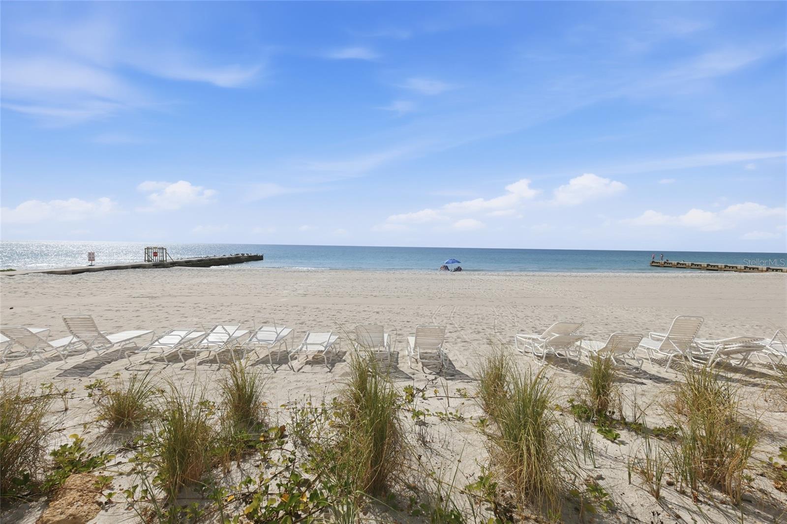 Image 40 of 58 For 2295 Gulf Of Mexico Drive 64s