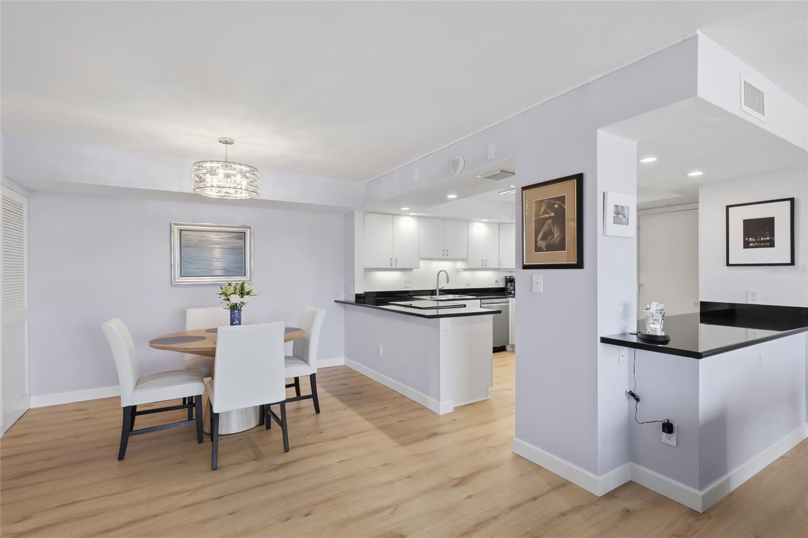 Image 7 of 58 For 2295 Gulf Of Mexico Drive 64s