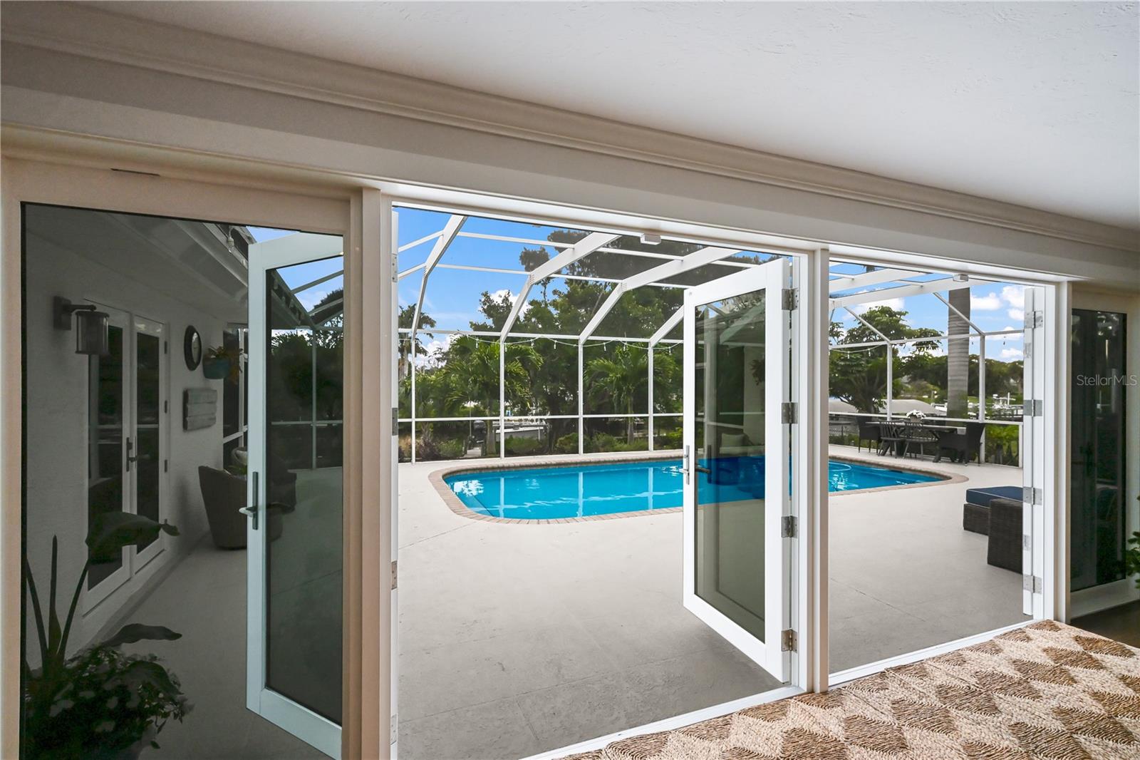 Image 18 of 49 For 415 65th Street Court Nw