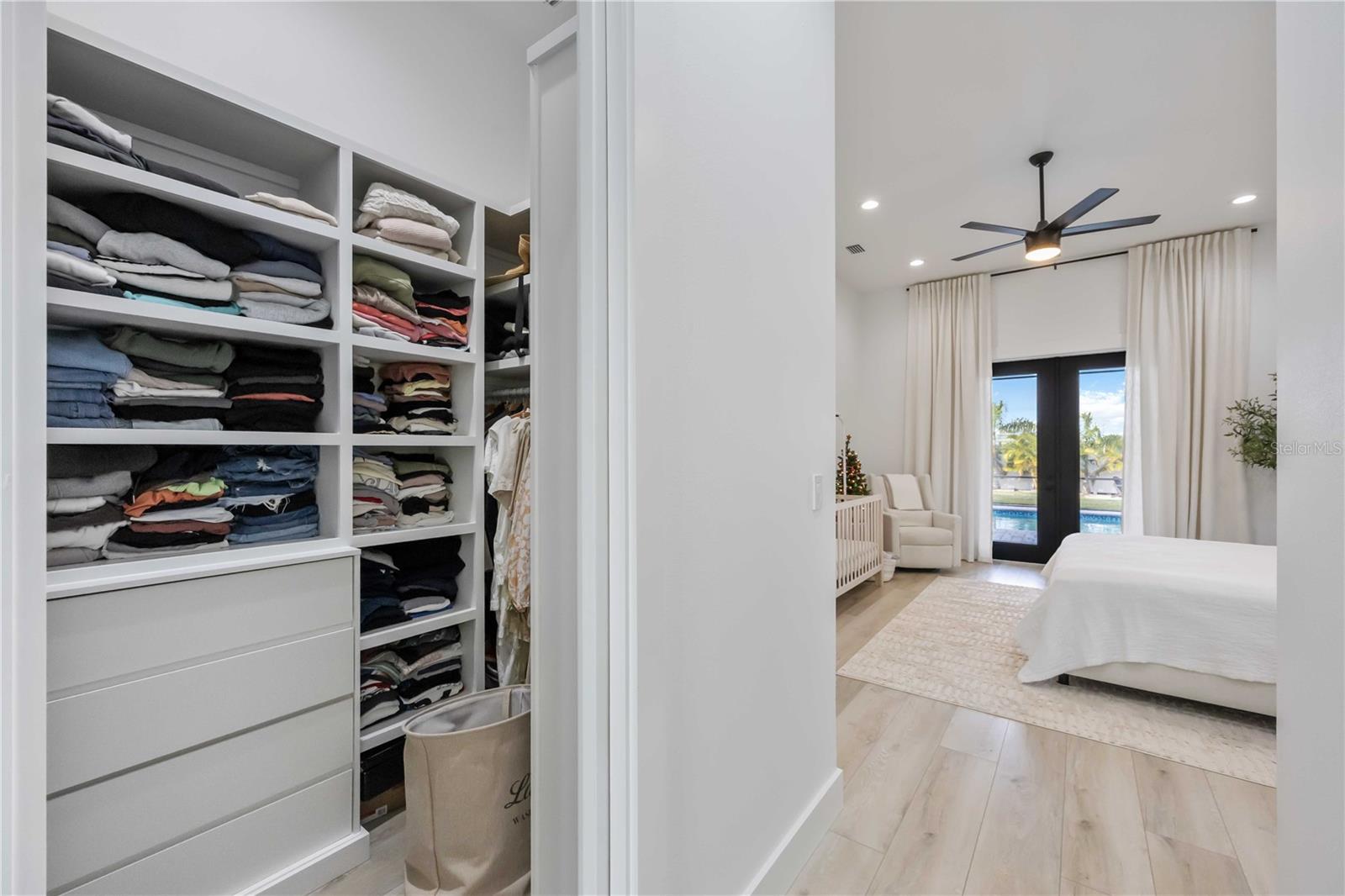 Image 22 of 66 For 8 Idle Court