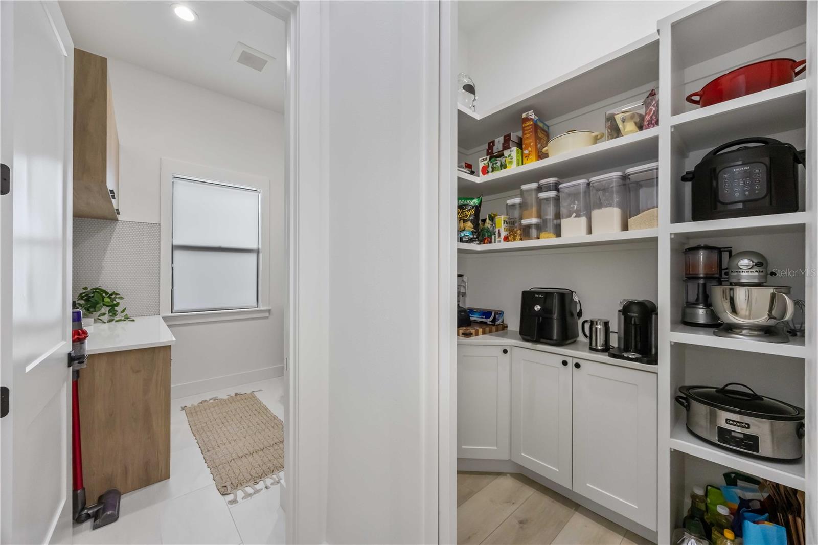 Image 28 of 66 For 8 Idle Court