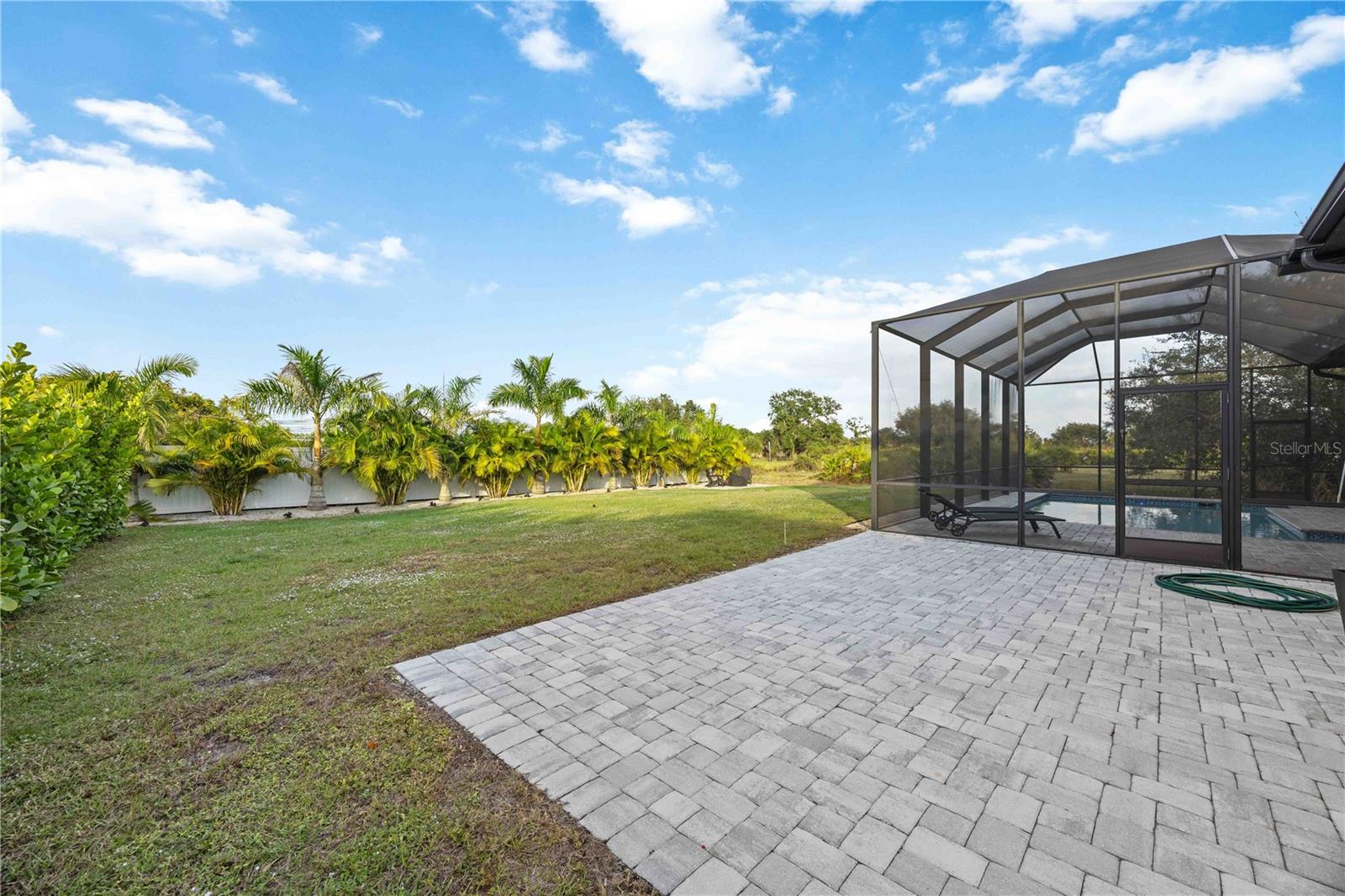 Image 47 of 66 For 8 Idle Court