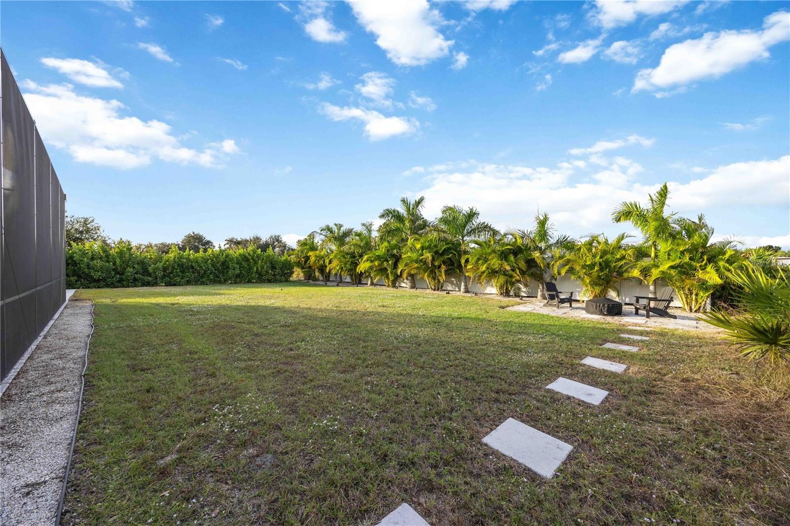 Image 51 of 66 For 8 Idle Court