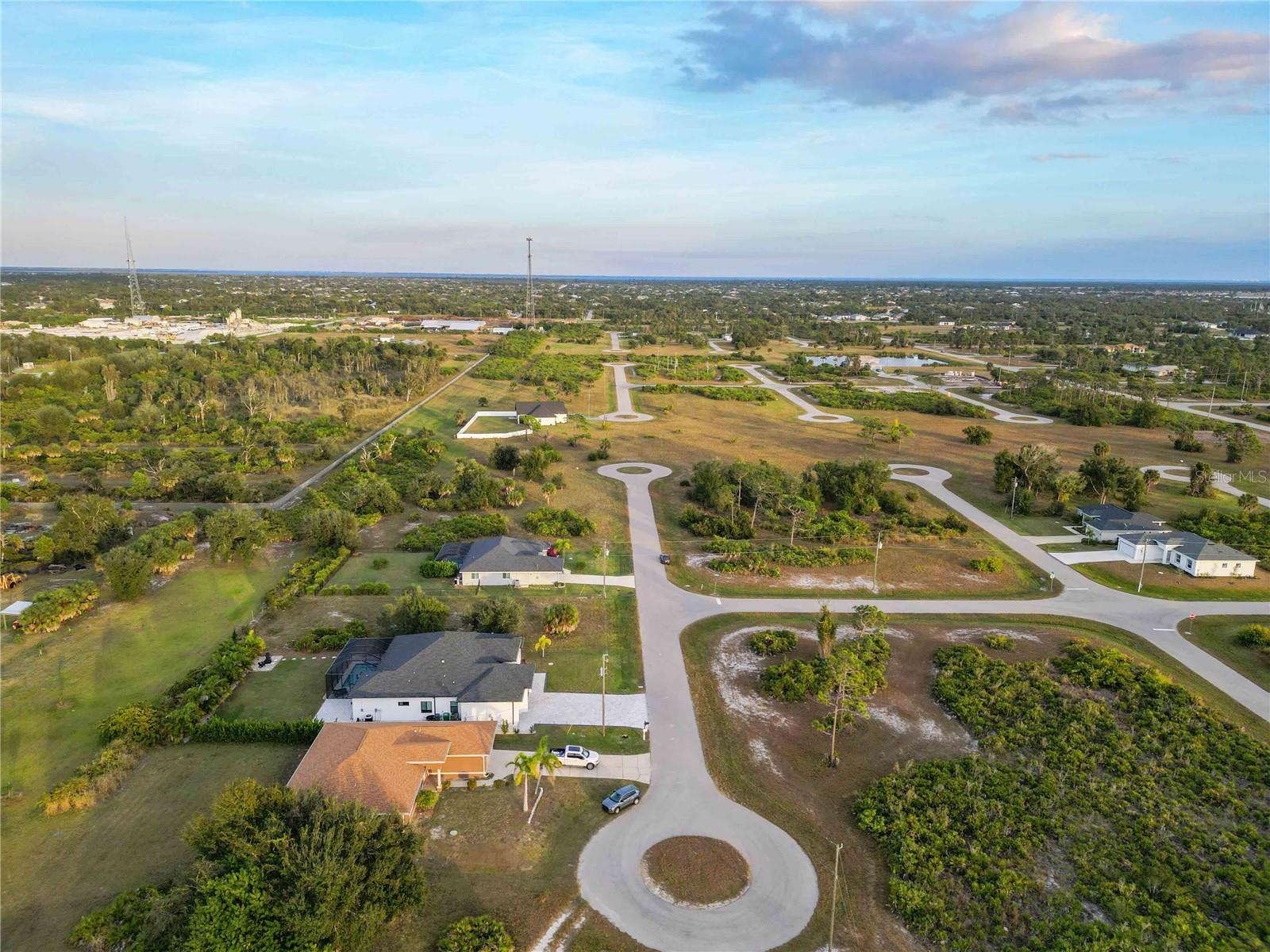 Image 61 of 66 For 8 Idle Court