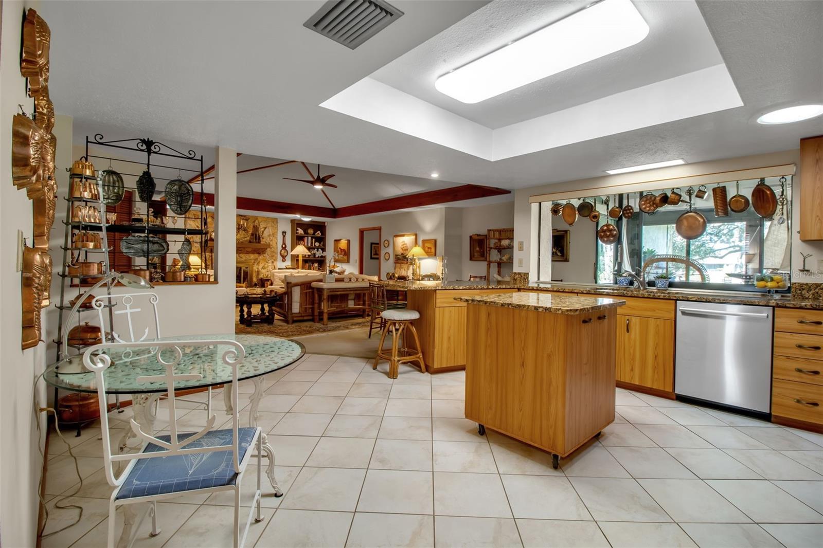 Image 13 of 37 For 7602 3rd Avenue Nw