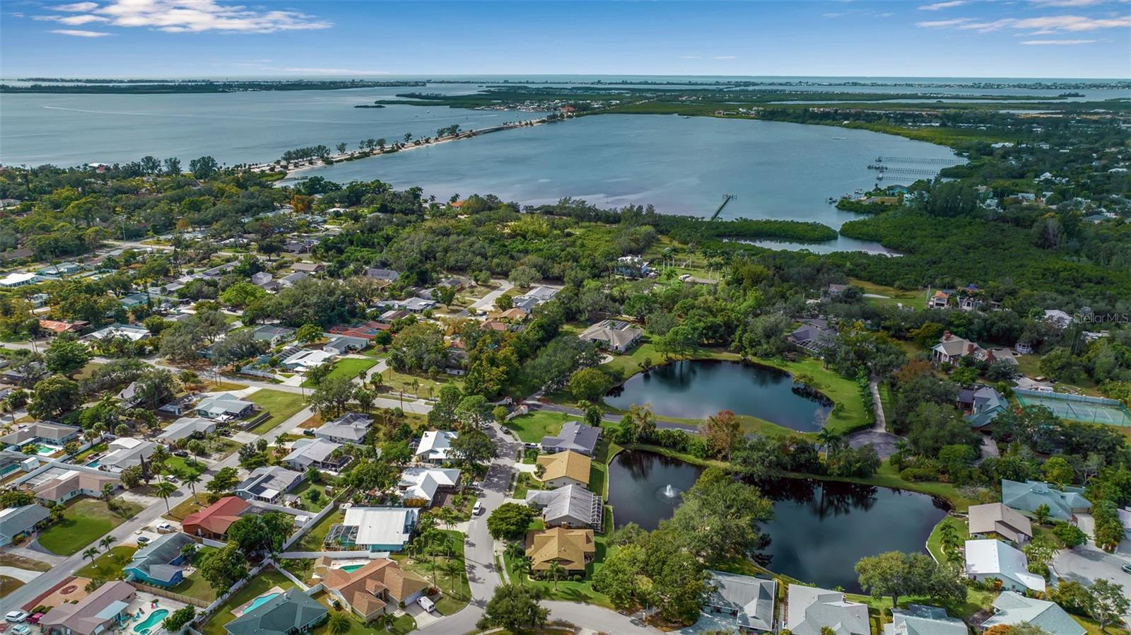 Image 7 of 37 For 7602 3rd Avenue Nw