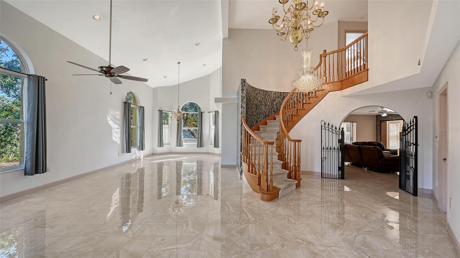 Image 5 of 29 For 2429 Whippoorwill Circle