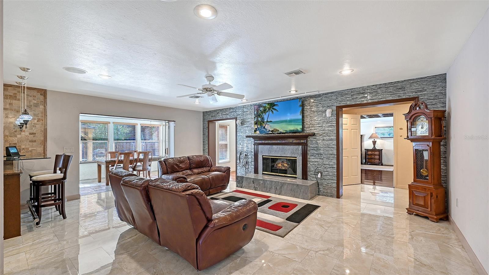 Image 9 of 29 For 2429 Whippoorwill Circle