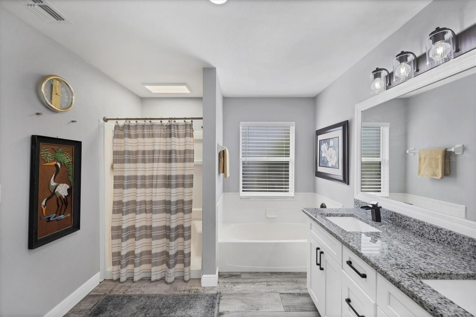 Image 21 of 35 For 11302 3rd Avenue E