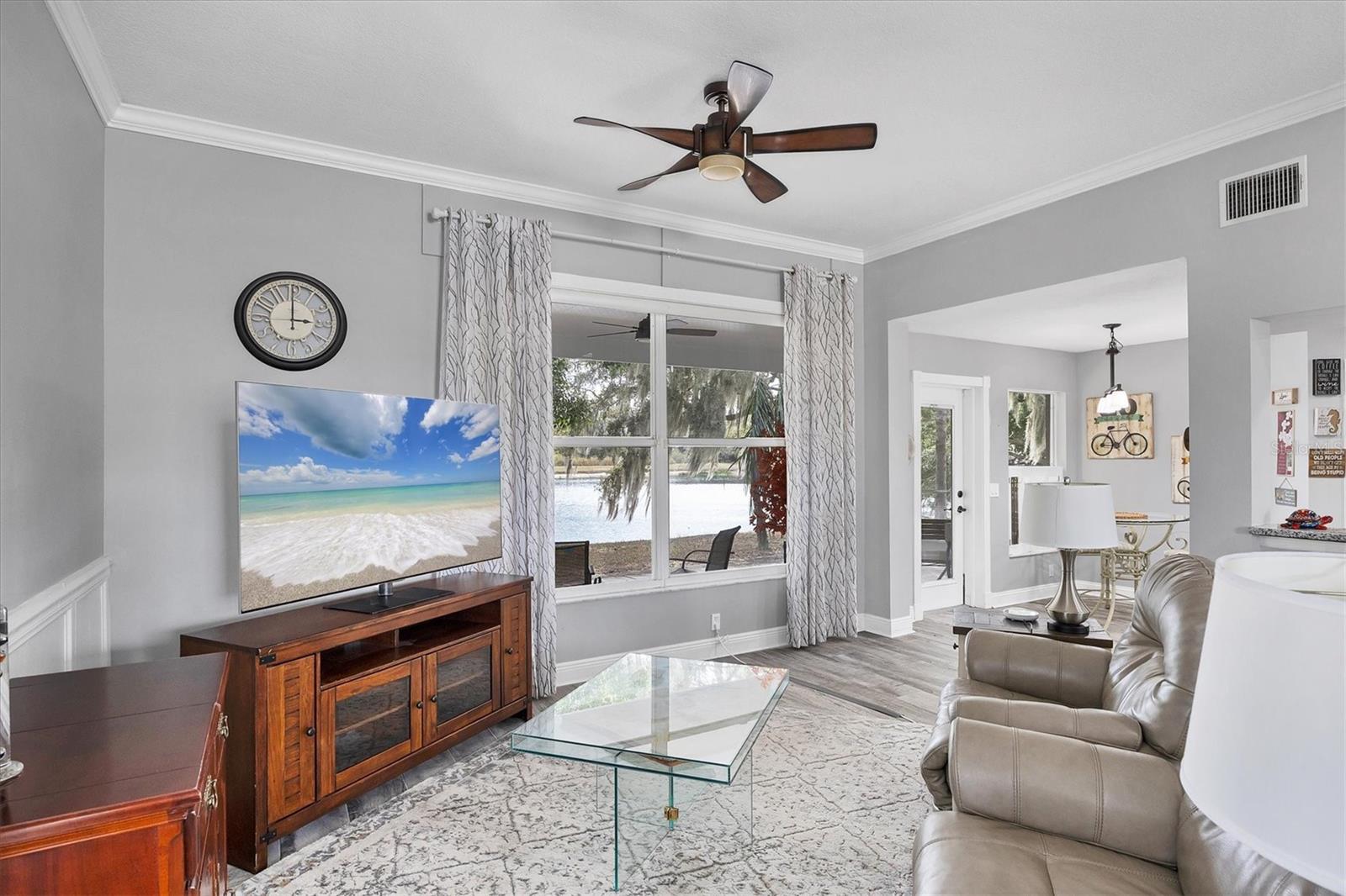 Image 4 of 35 For 11302 3rd Avenue E