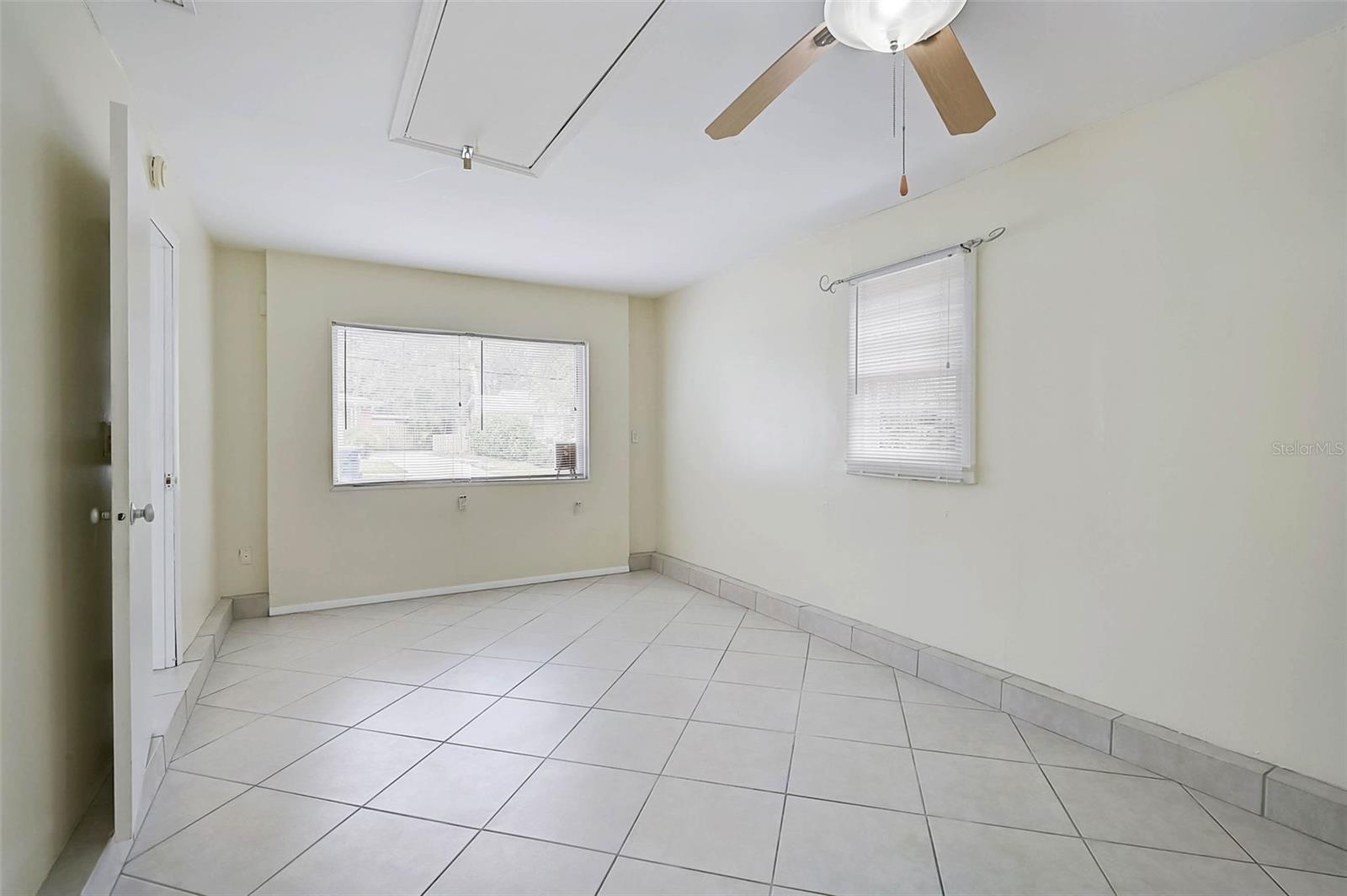 Image 14 of 39 For 1010 Indian Beach Drive