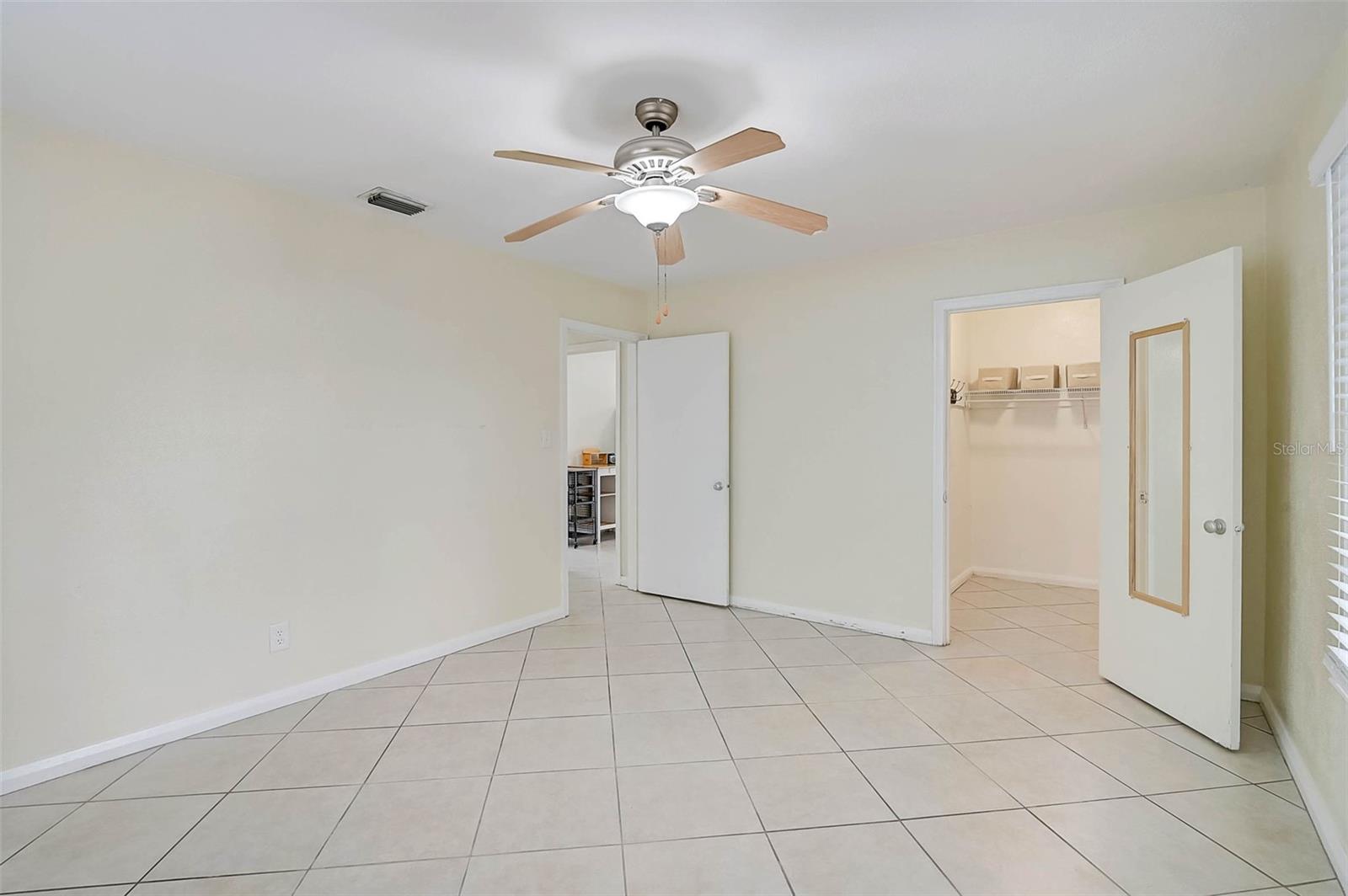 Image 20 of 39 For 1010 Indian Beach Drive