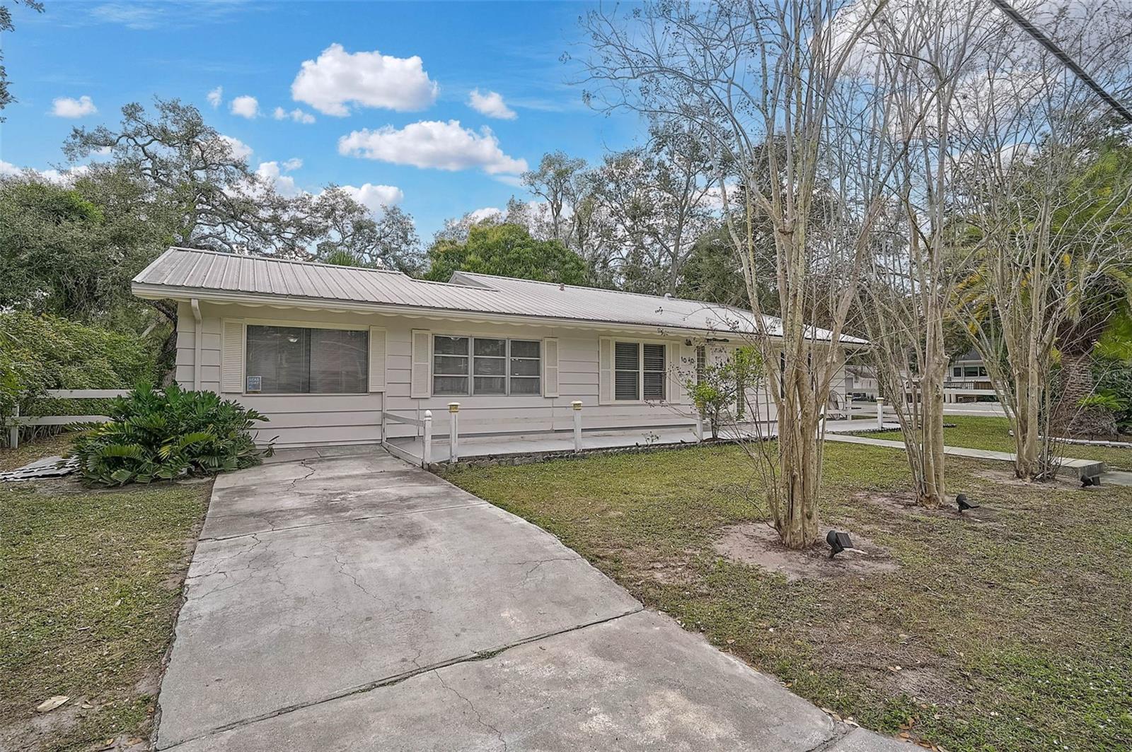 Image 3 of 39 For 1010 Indian Beach Drive