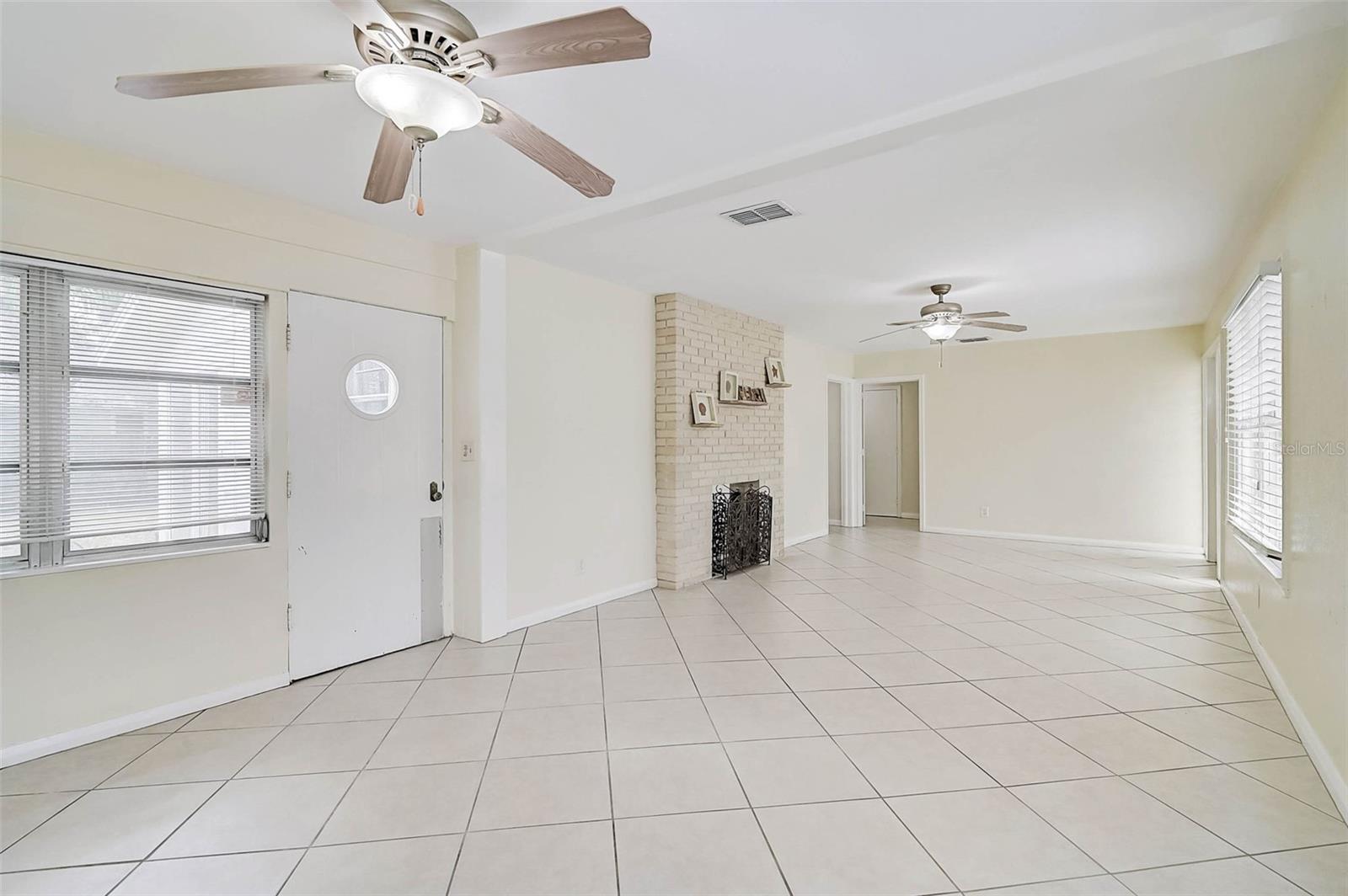 Image 8 of 39 For 1010 Indian Beach Drive