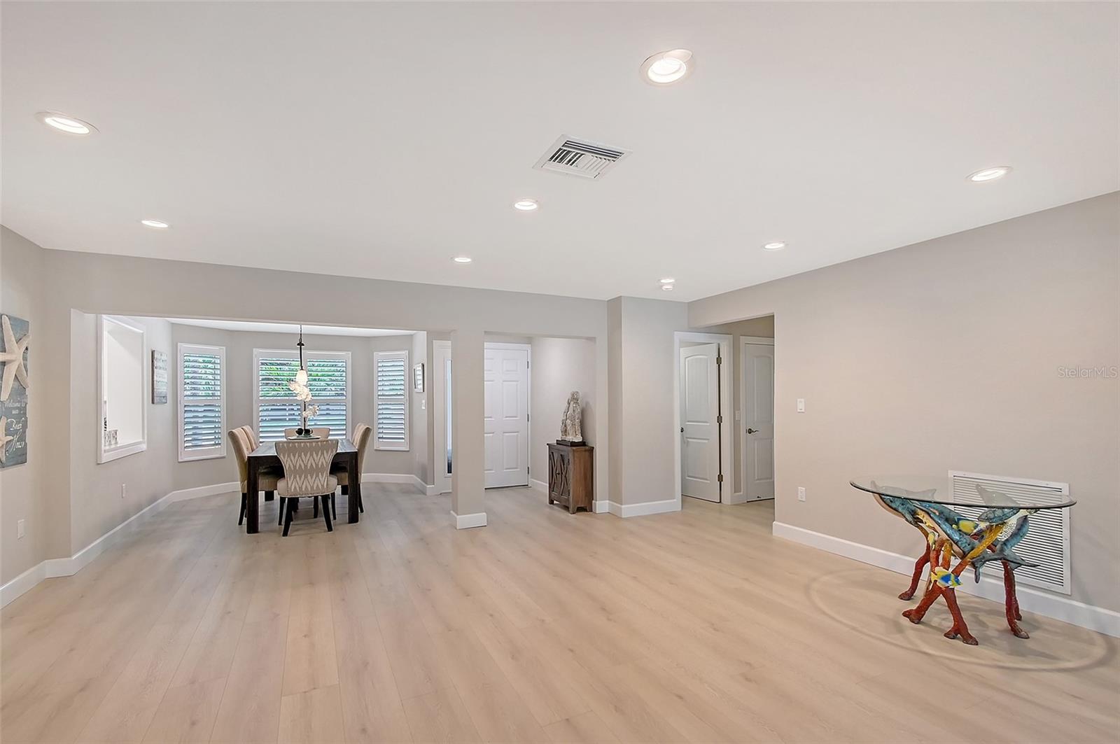 Image 11 of 75 For 444 Polk Drive